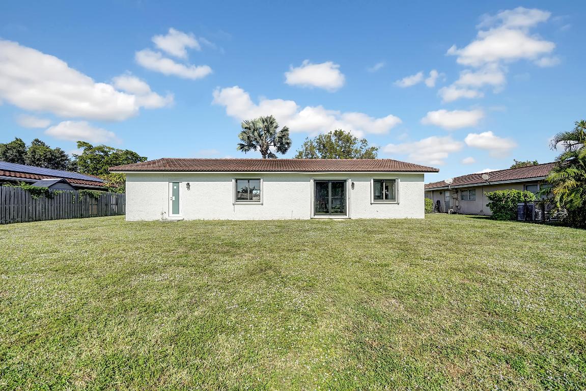 2960 NW 87th Terrace