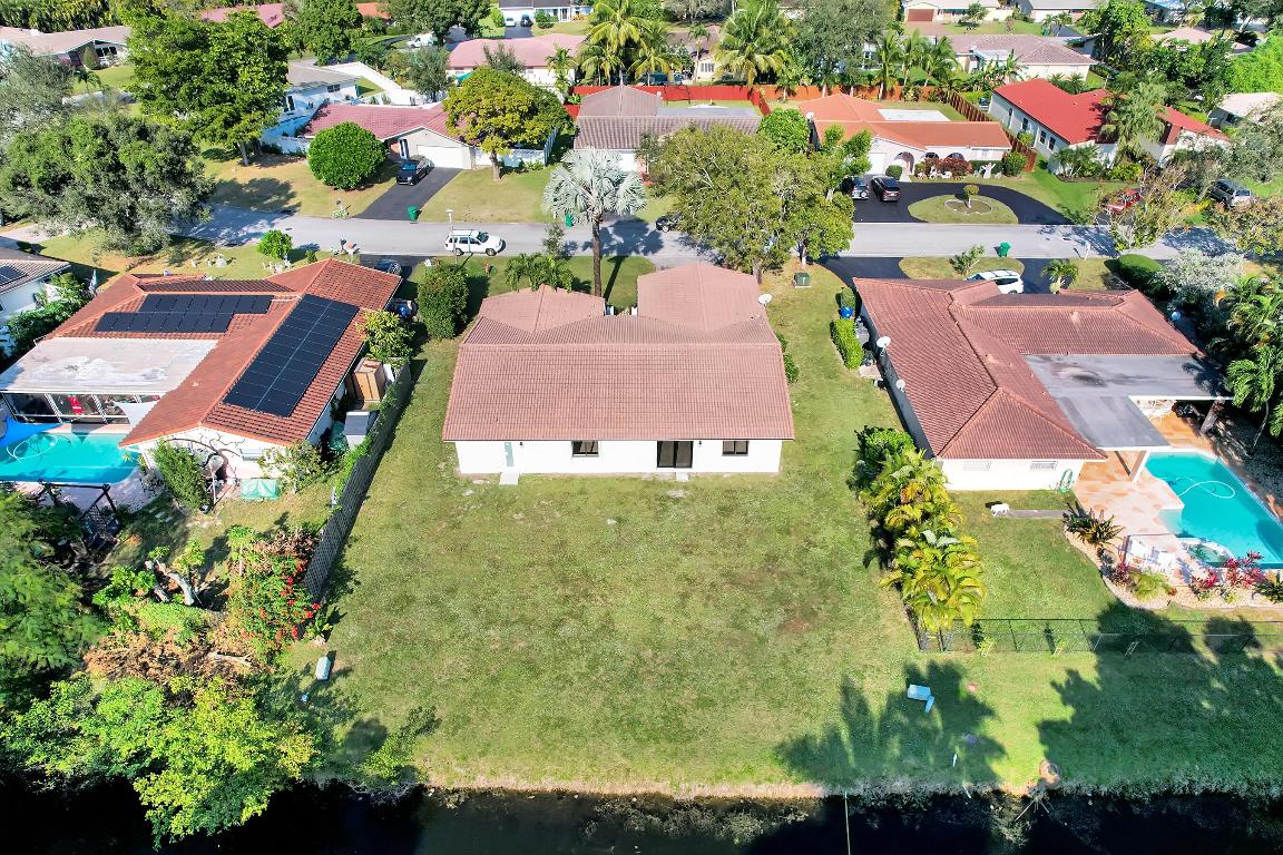 2960 NW 87th Terrace