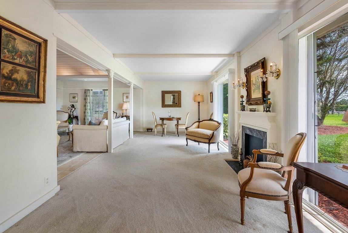 261 N Country Club Drive, Atlantis