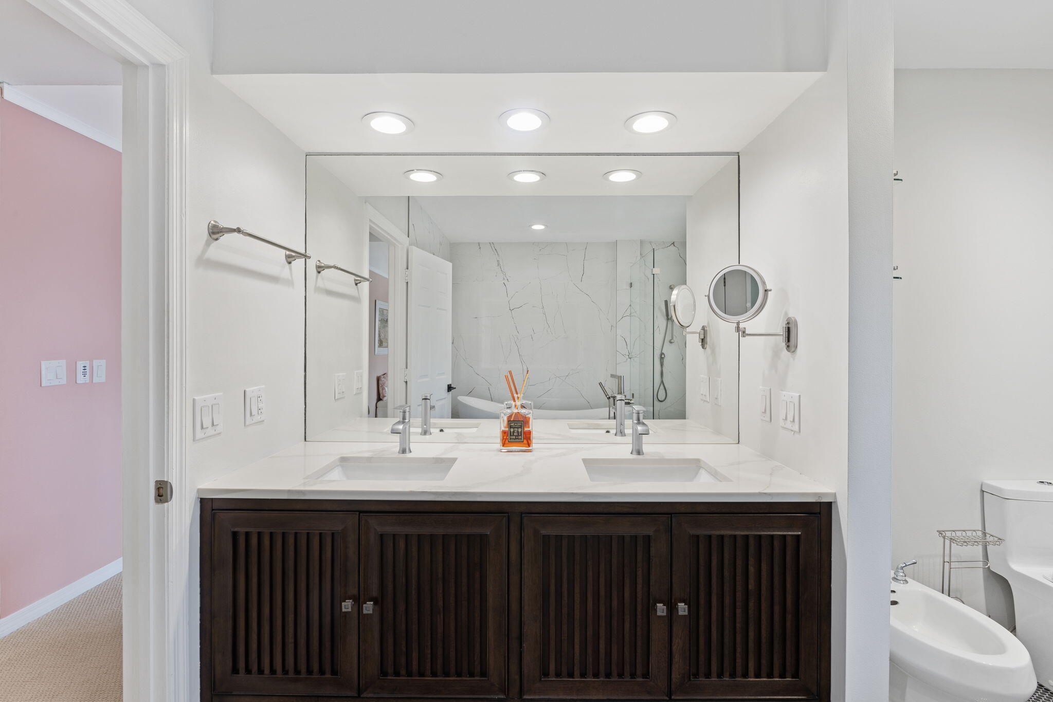 5556 N Ocean Boulevard 6a