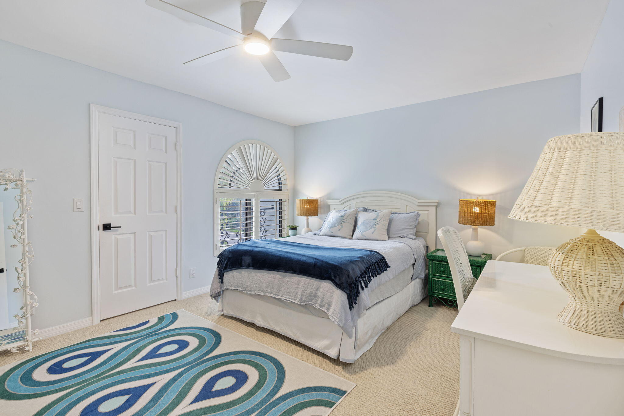 5556 N Ocean Boulevard 6a