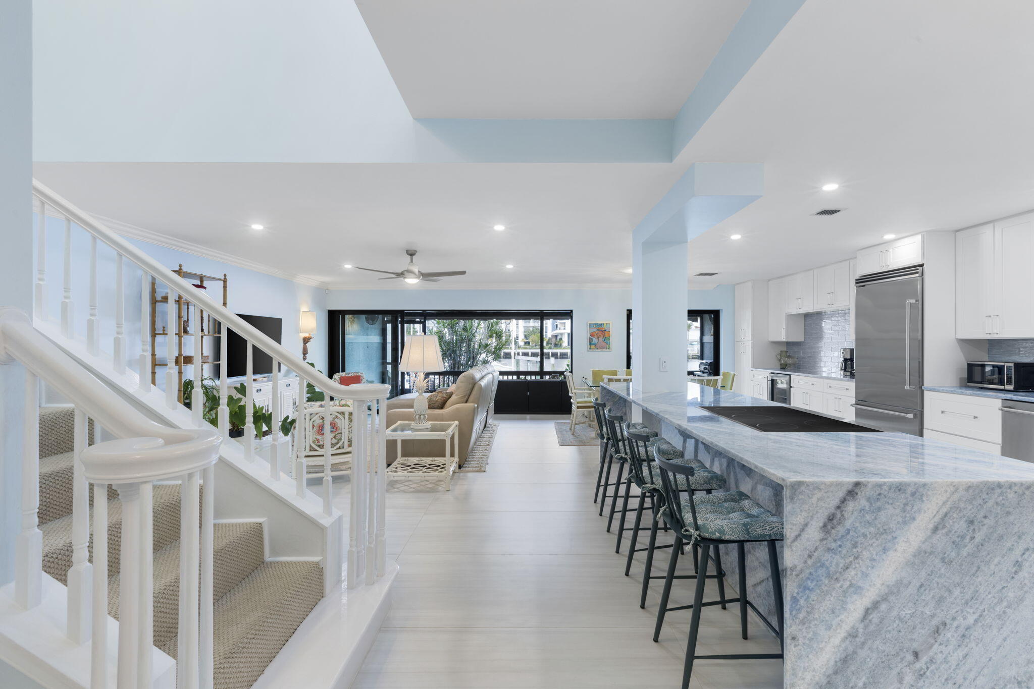 5556 N Ocean Boulevard 6a