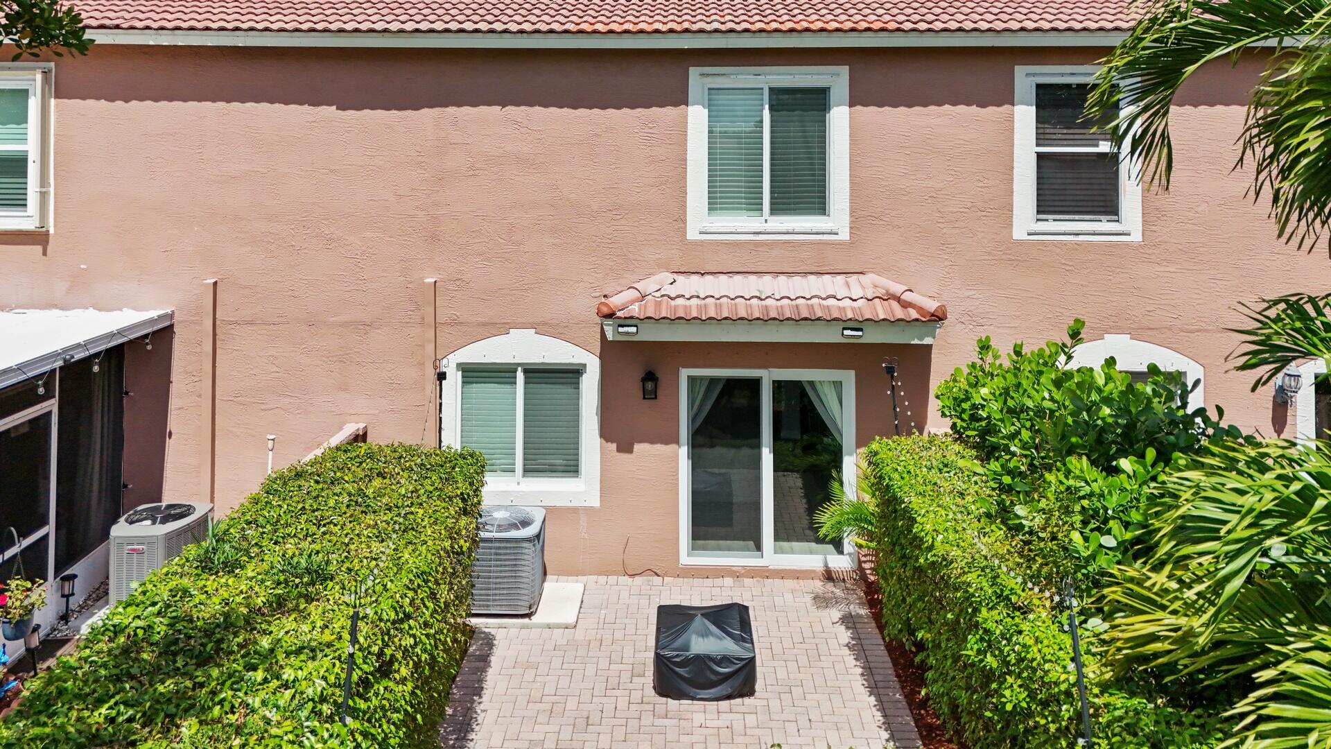 5274 Pine Meadows Road, Lake Worth