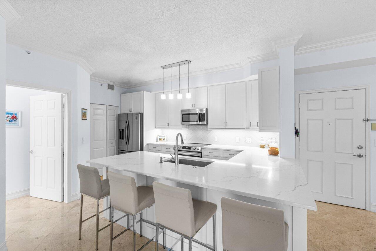 3606 S Ocean Boulevard 104, Highland Beach Unit: 104