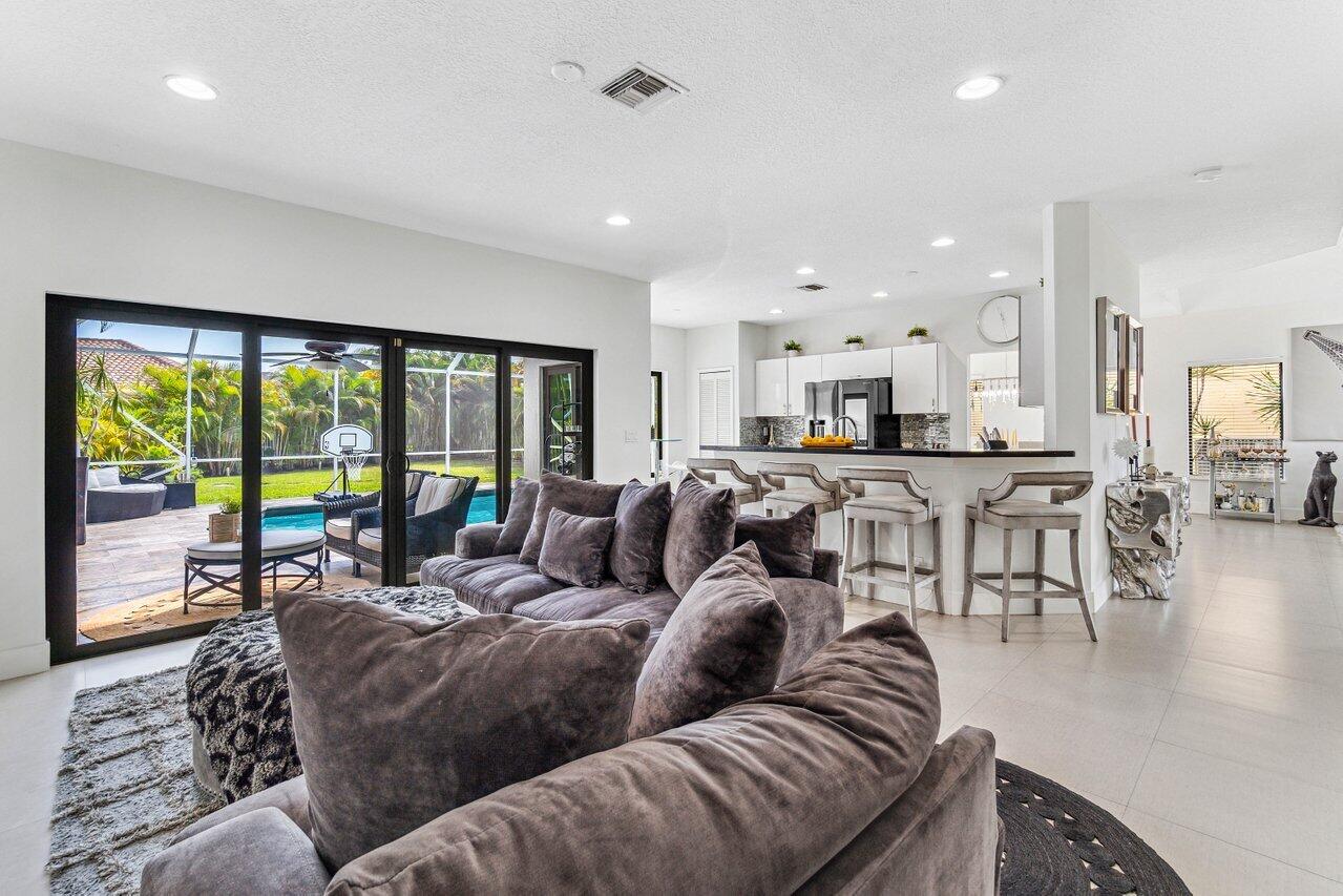 20896 La Questa Court, Boca Raton