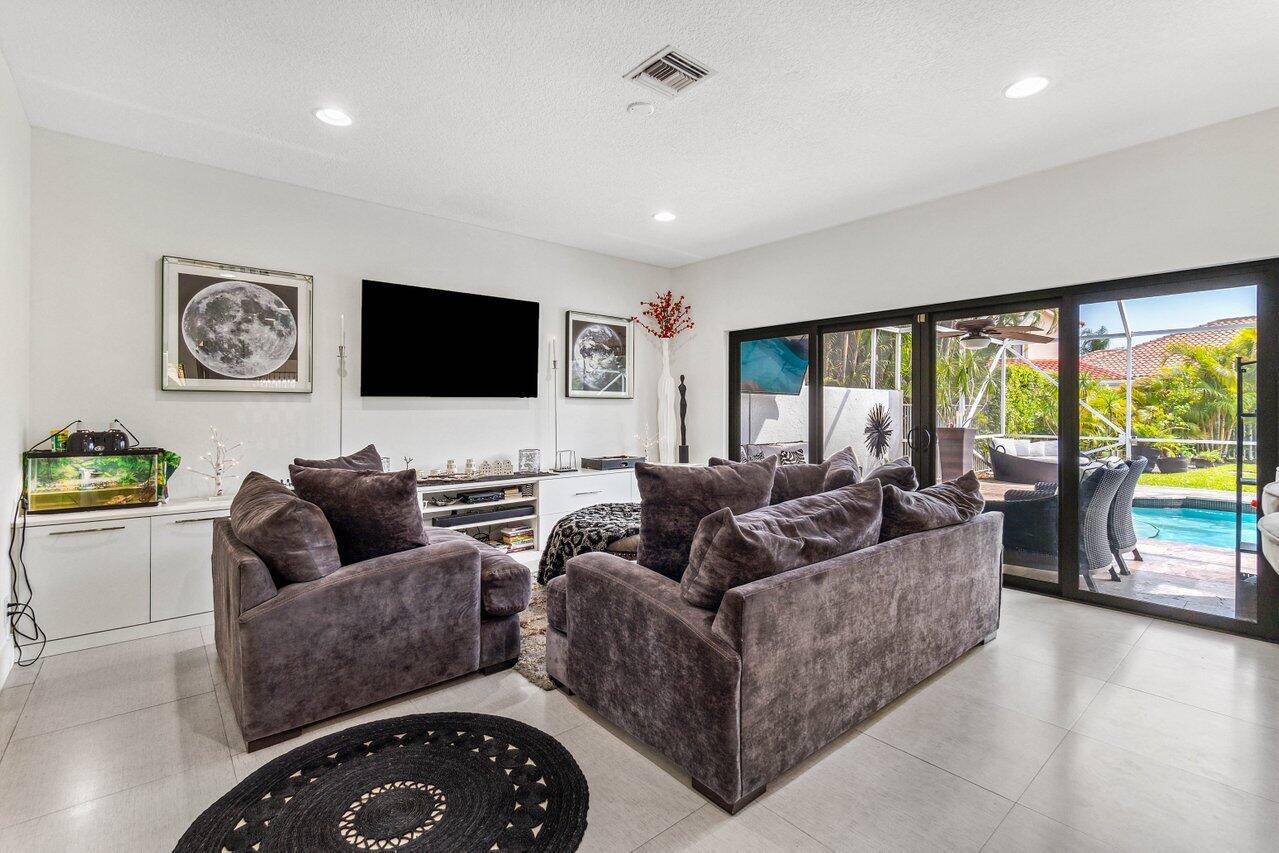 20896 La Questa Court, Boca Raton