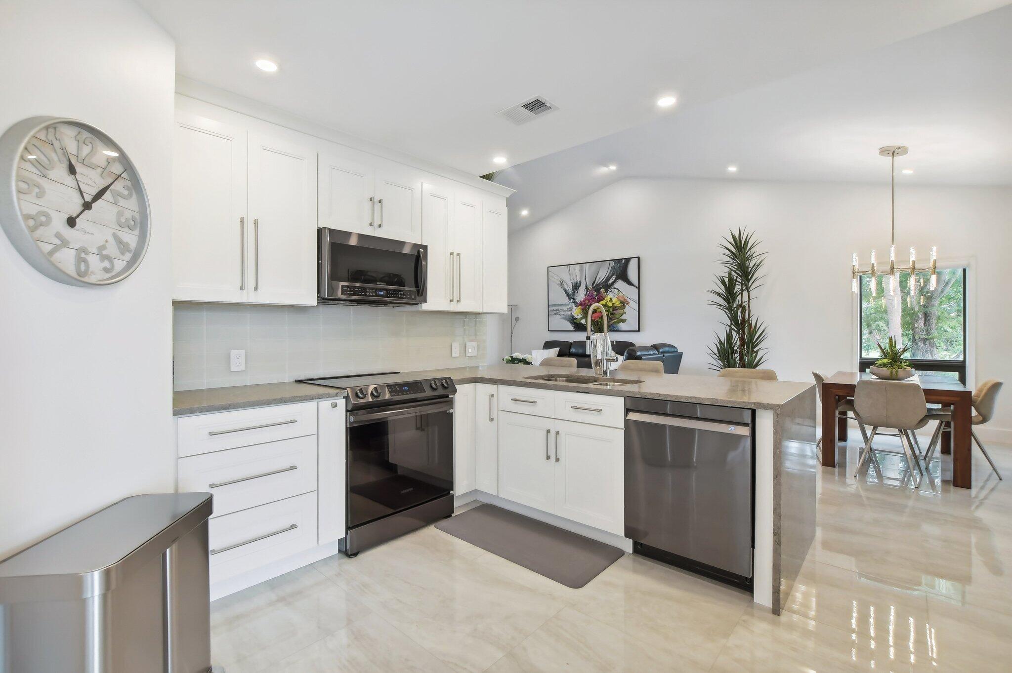 7860 Seville Place 2204, Boca Raton Unit: 2204