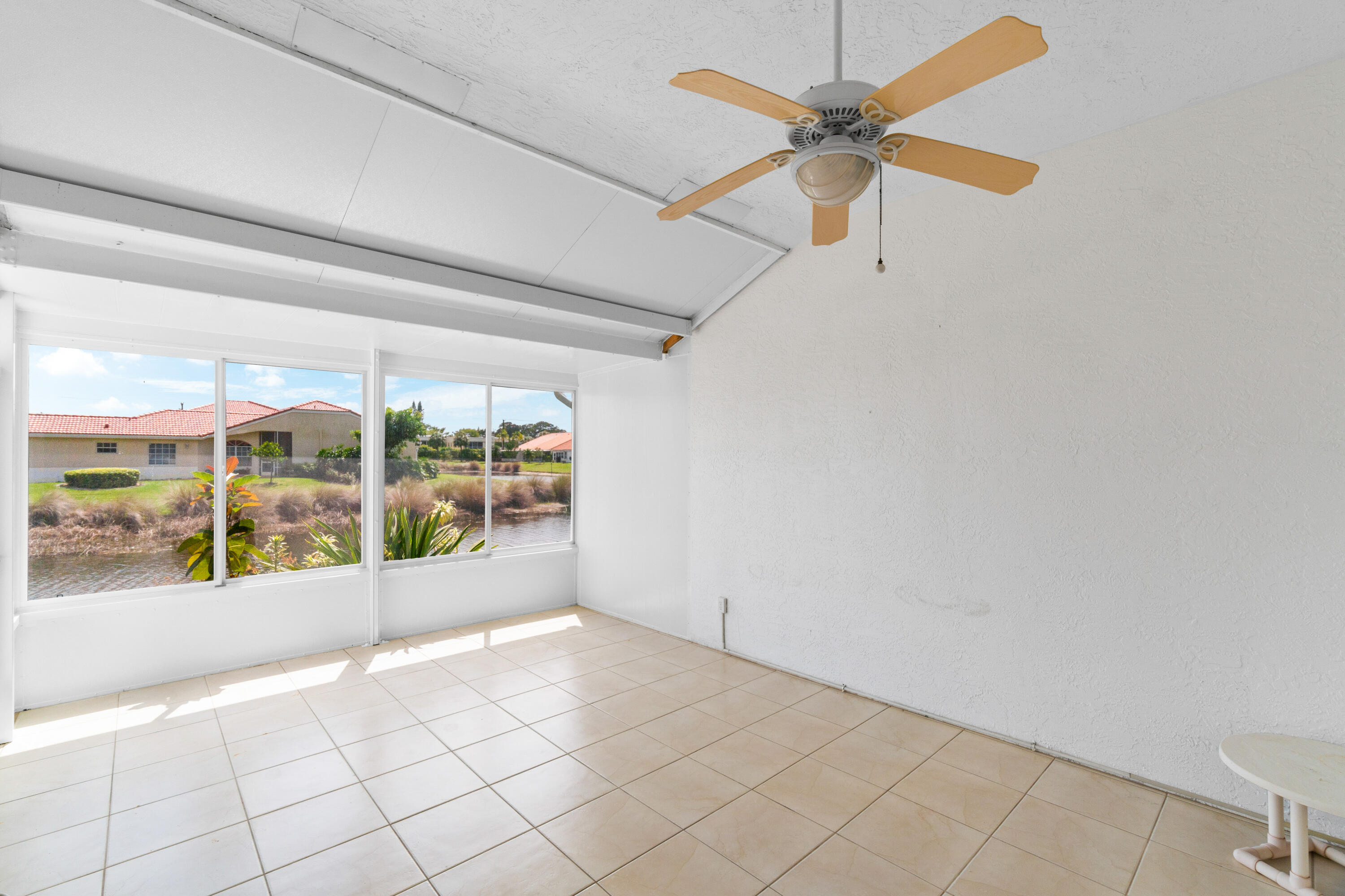 6192 Floral Lakes Drive