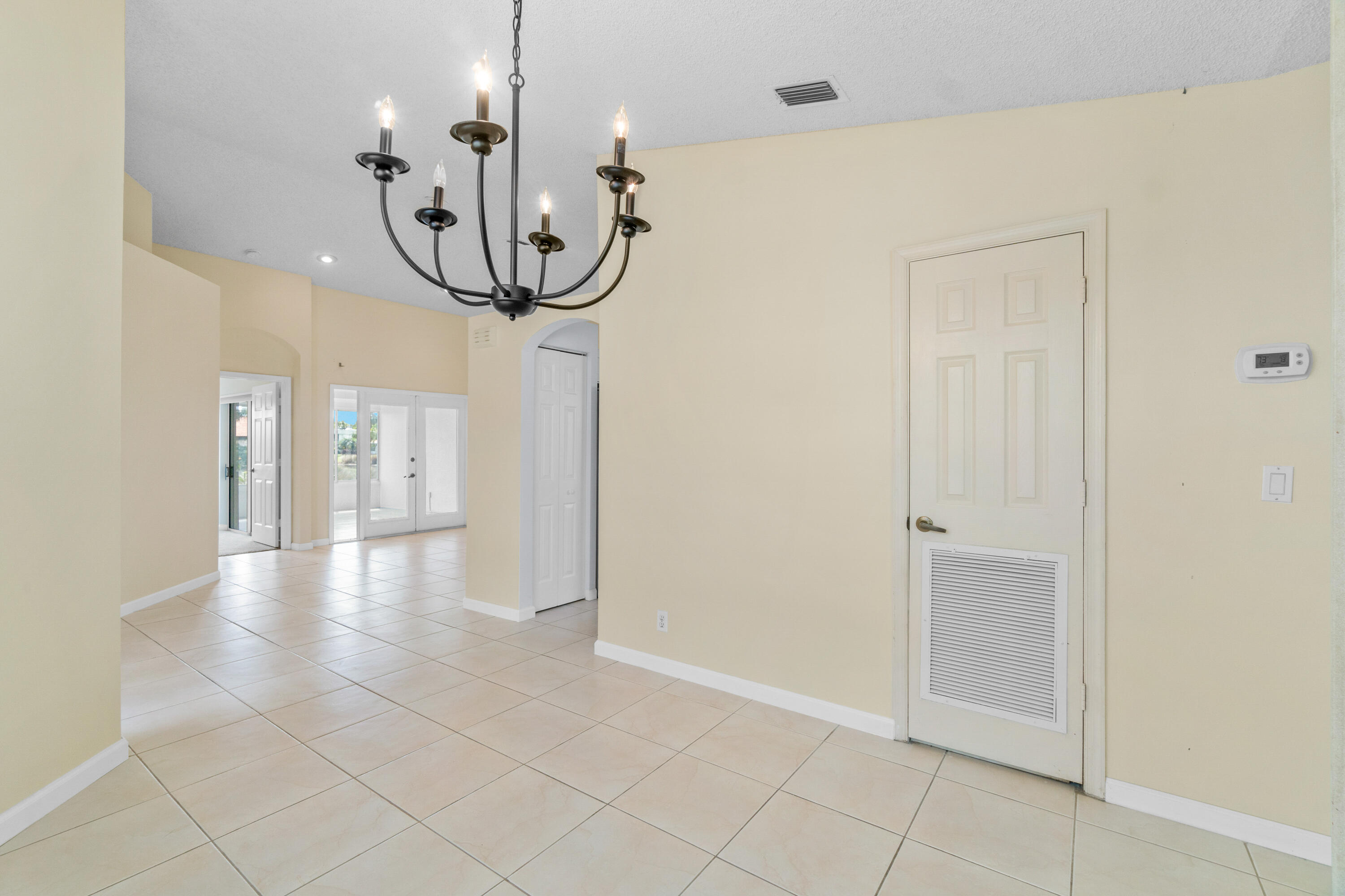 6192 Floral Lakes Drive