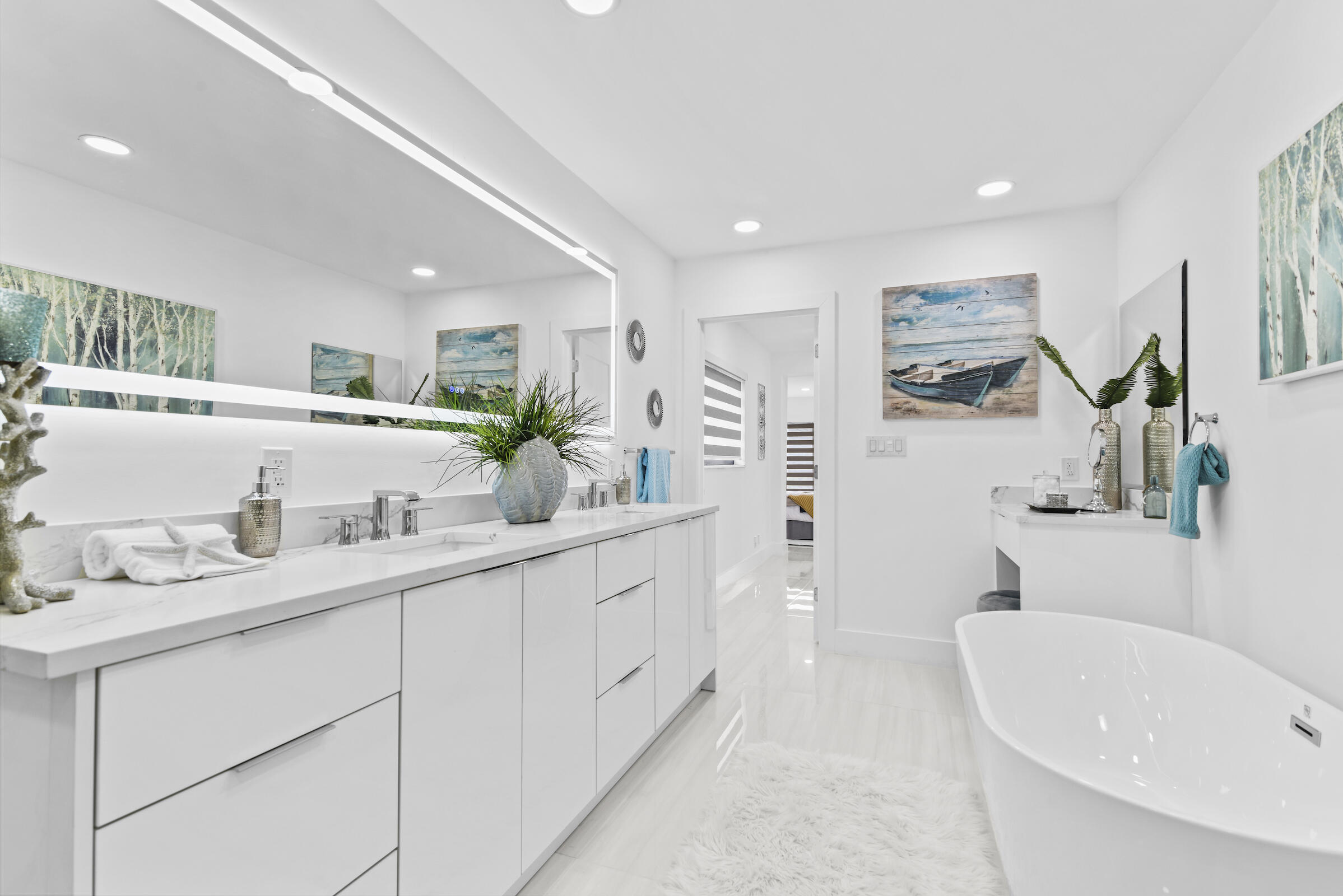 680 NE Harbour Drive