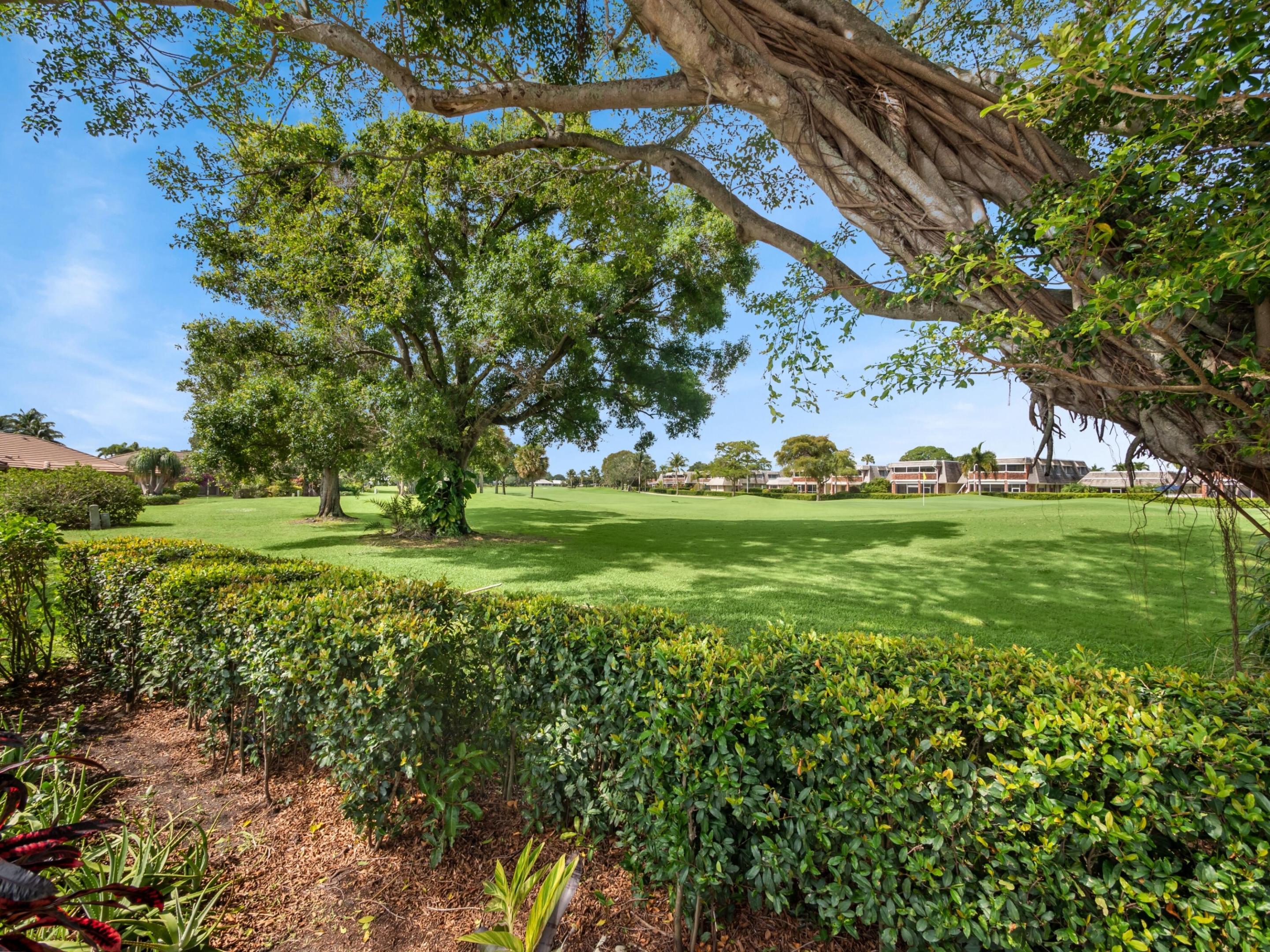 133 Clubhouse Boulevard, Atlantis