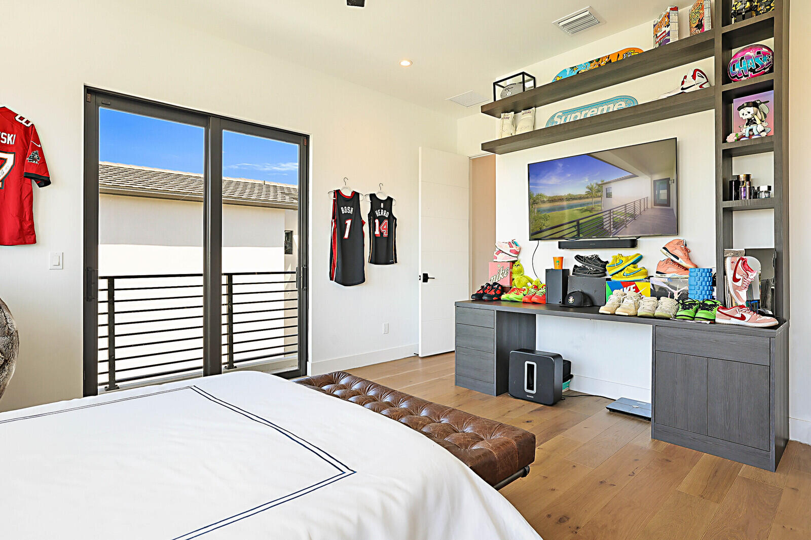 9119 Benedetta Place