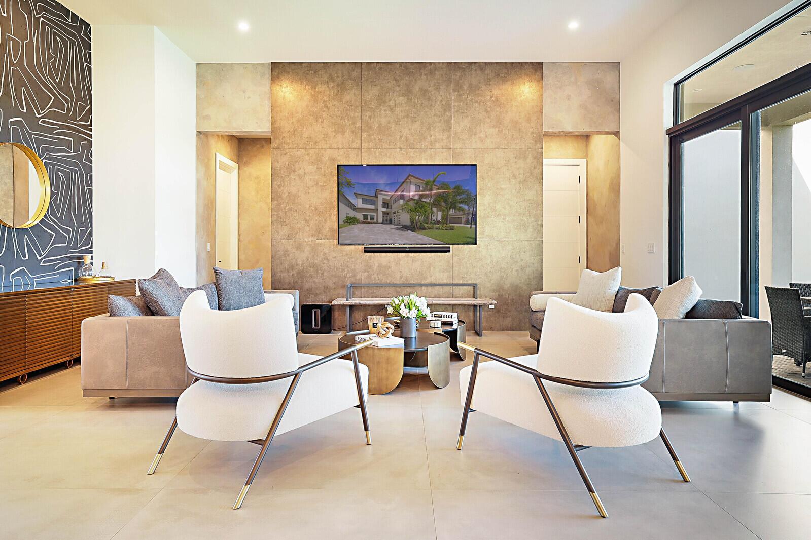 9119 Benedetta Place