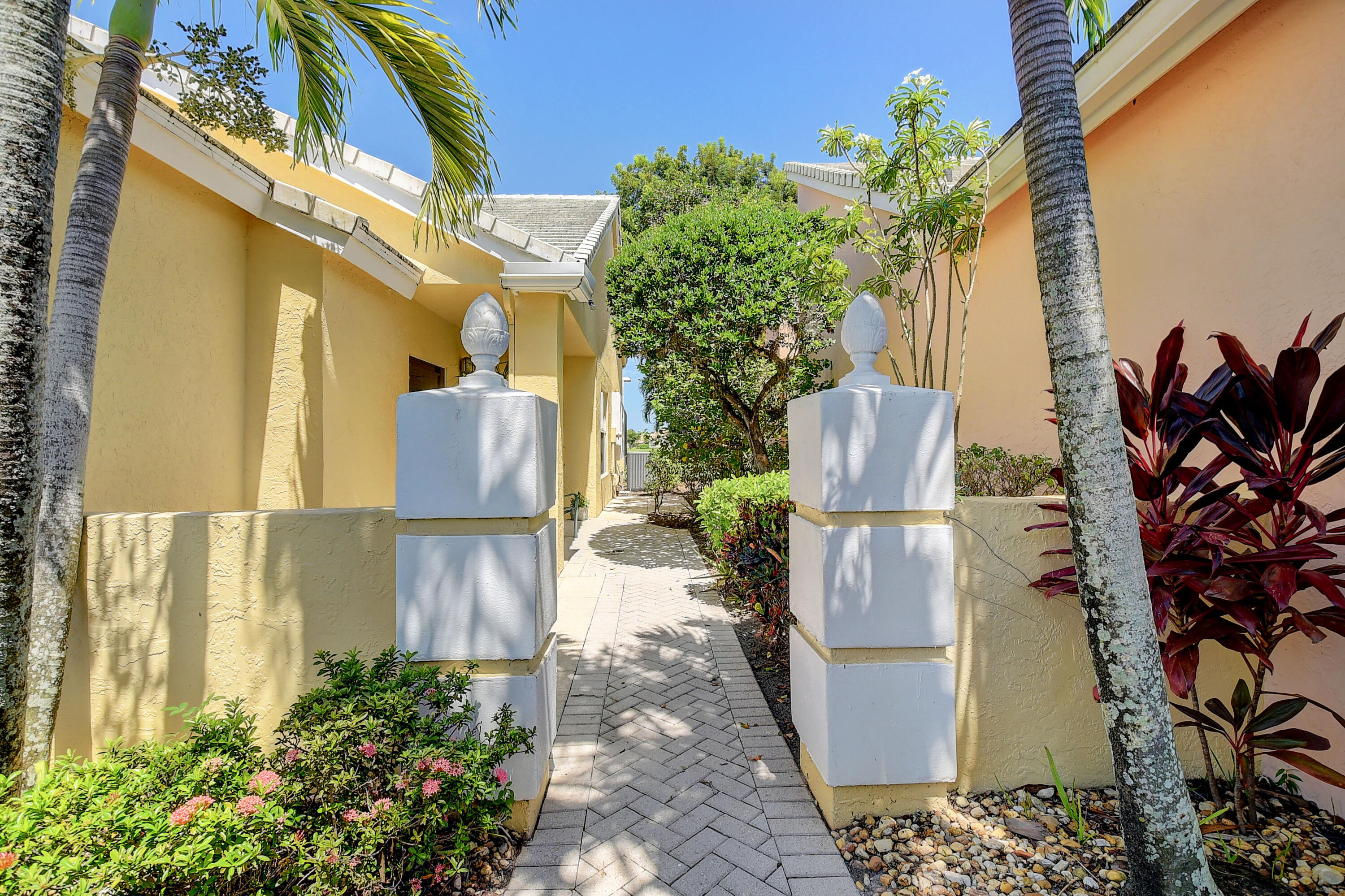 8198 Horseshoe Bay Road