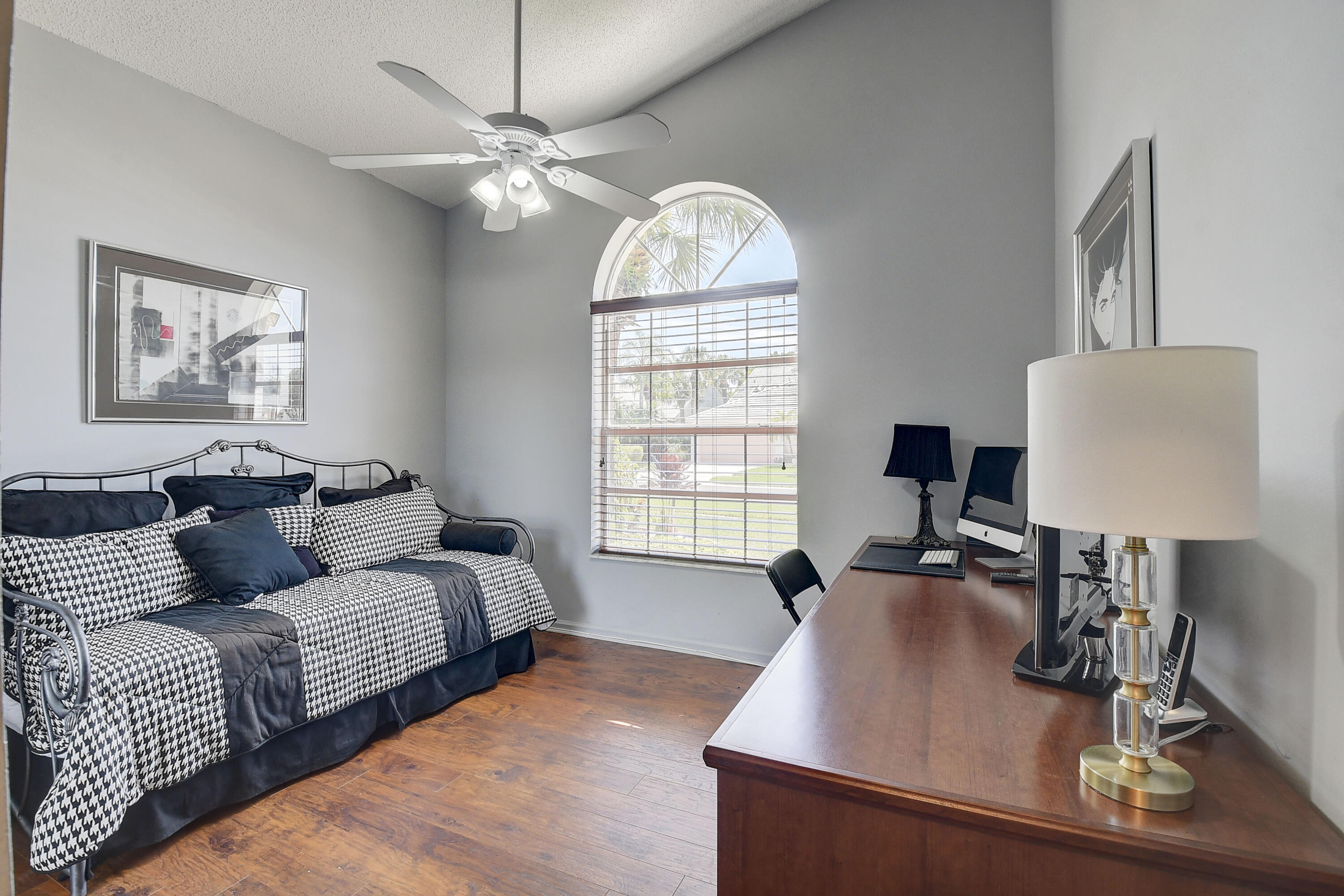 8198 Horseshoe Bay Road