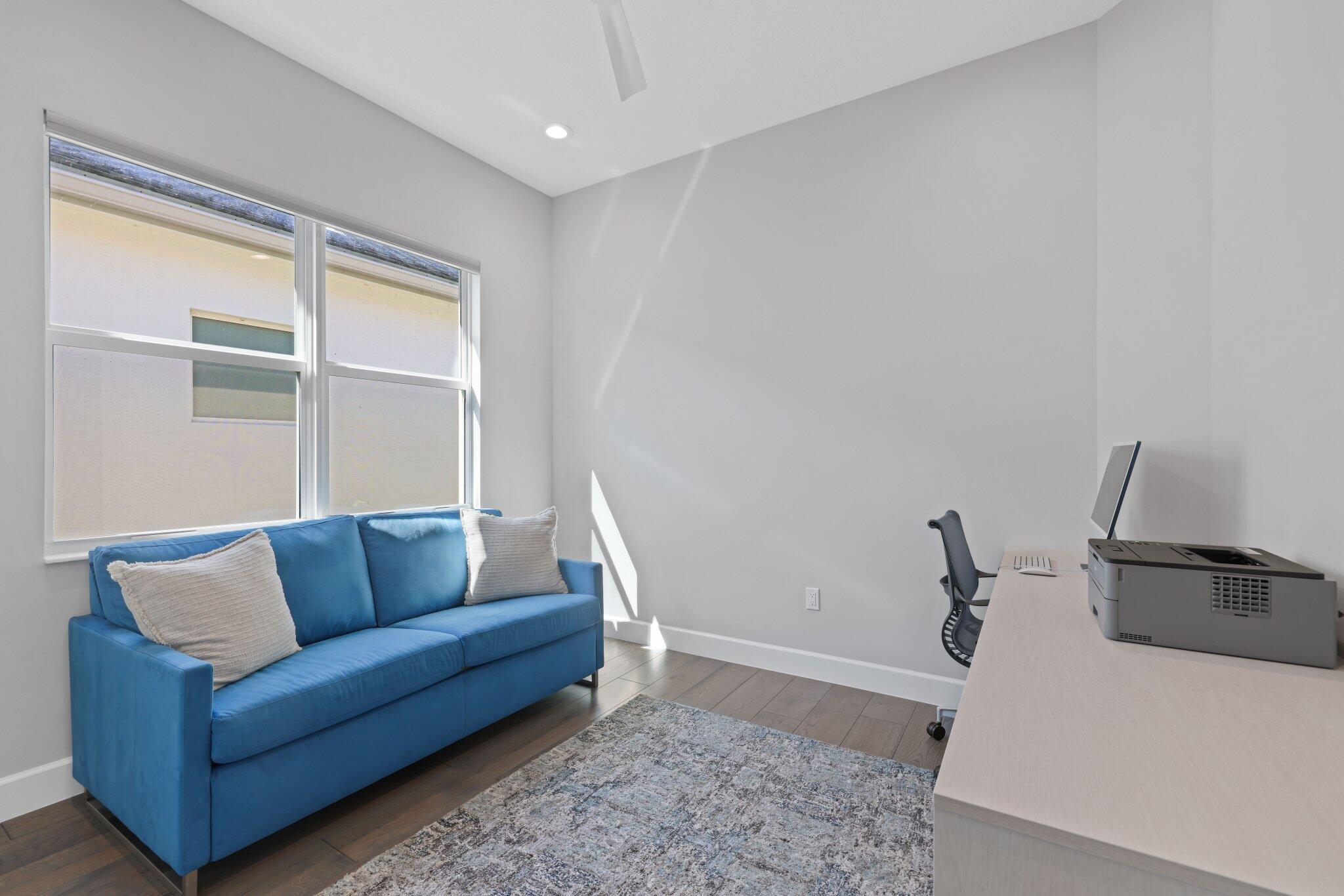 12633 Vincenza Way