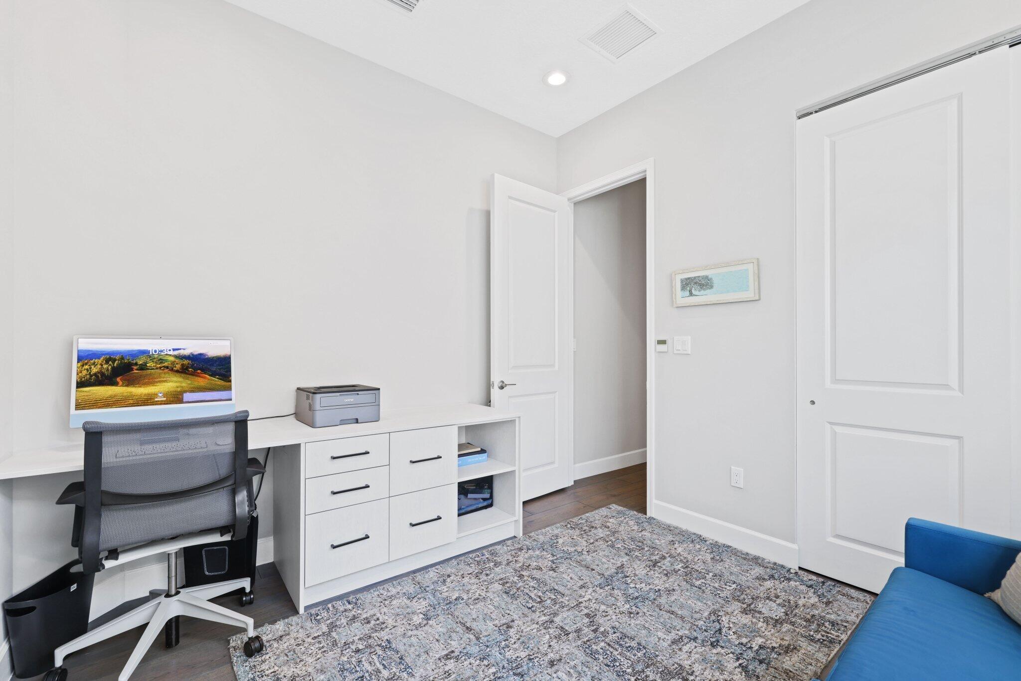 12633 Vincenza Way