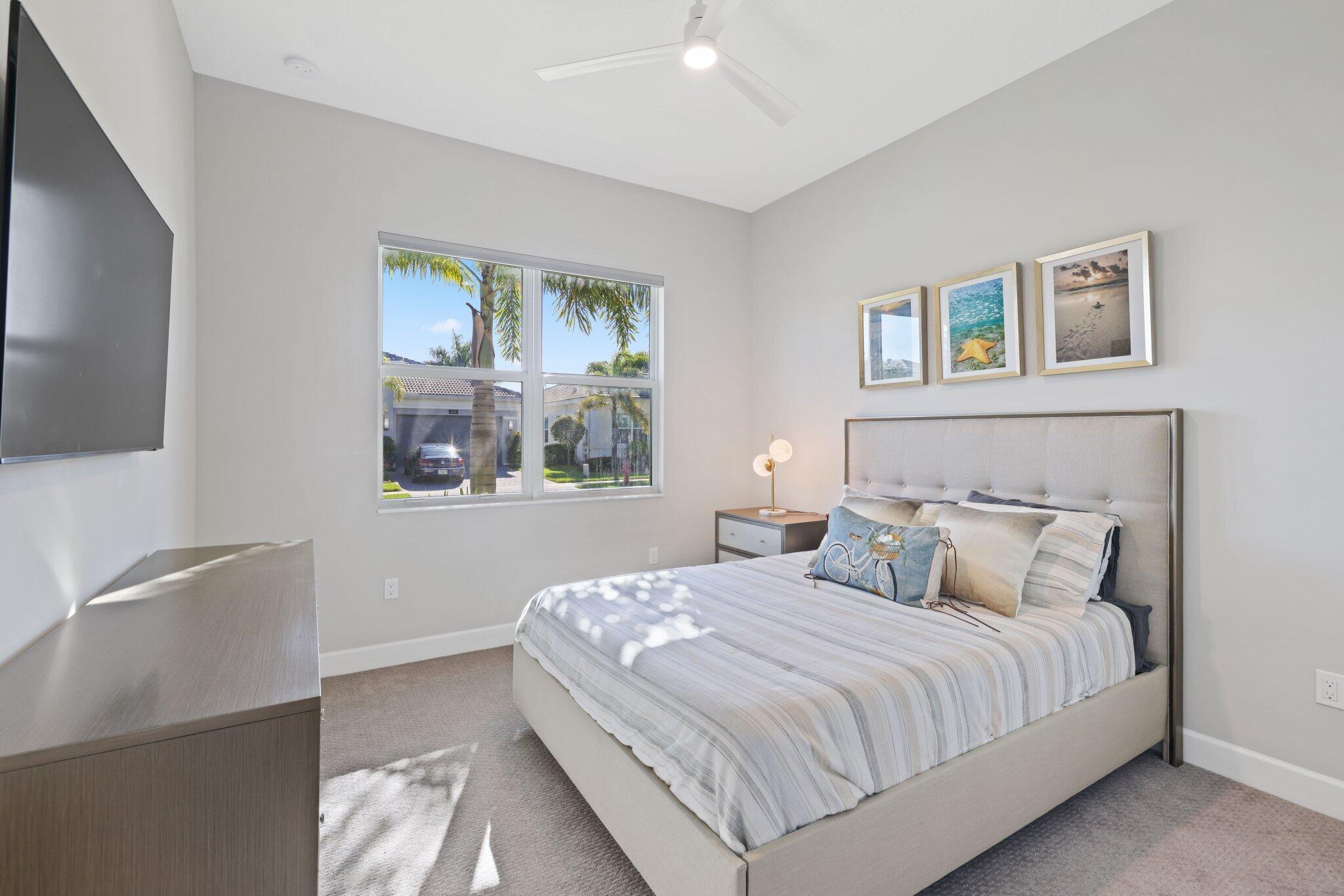 12633 Vincenza Way