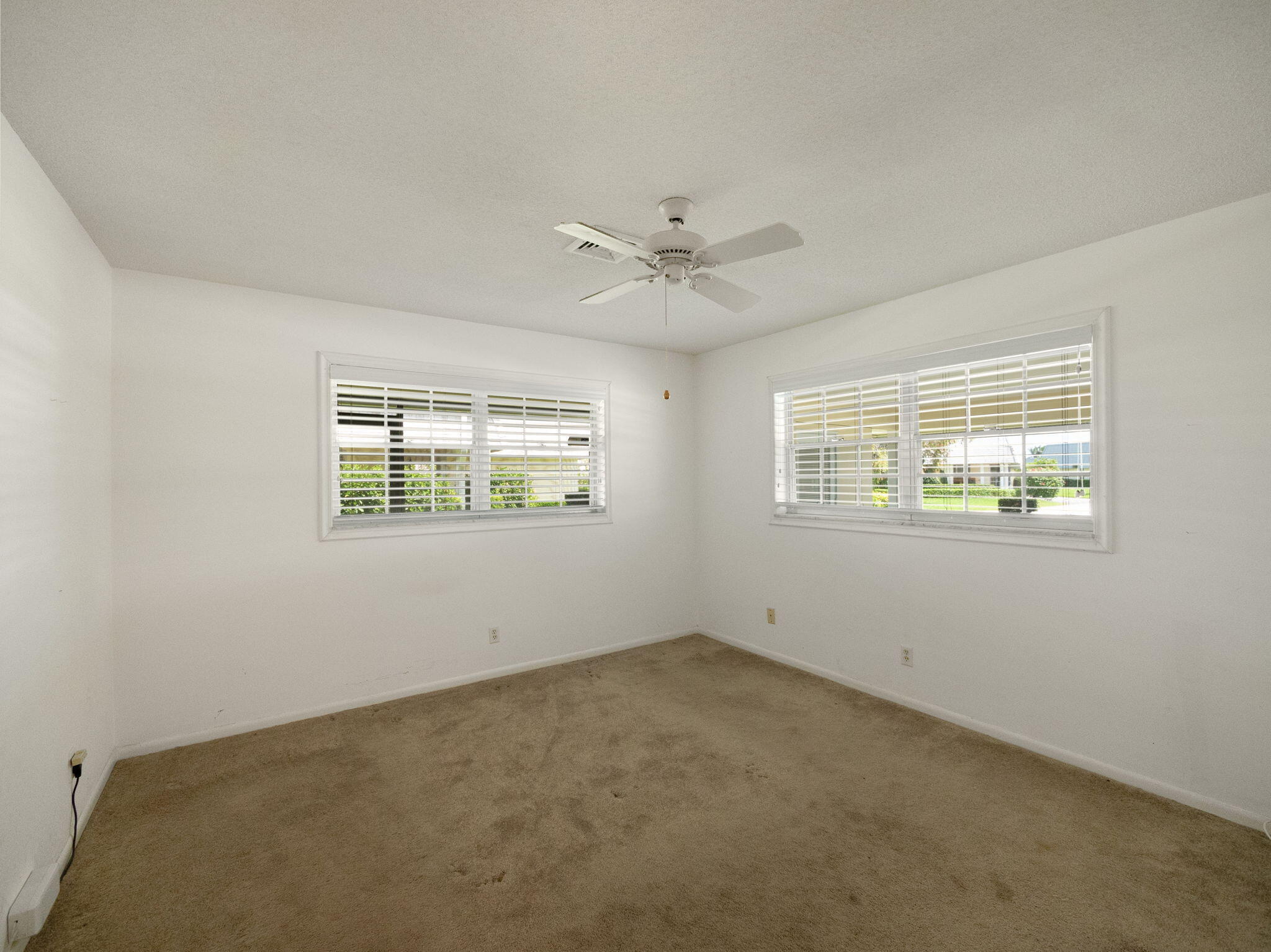 379 Villa Drive S, Atlantis