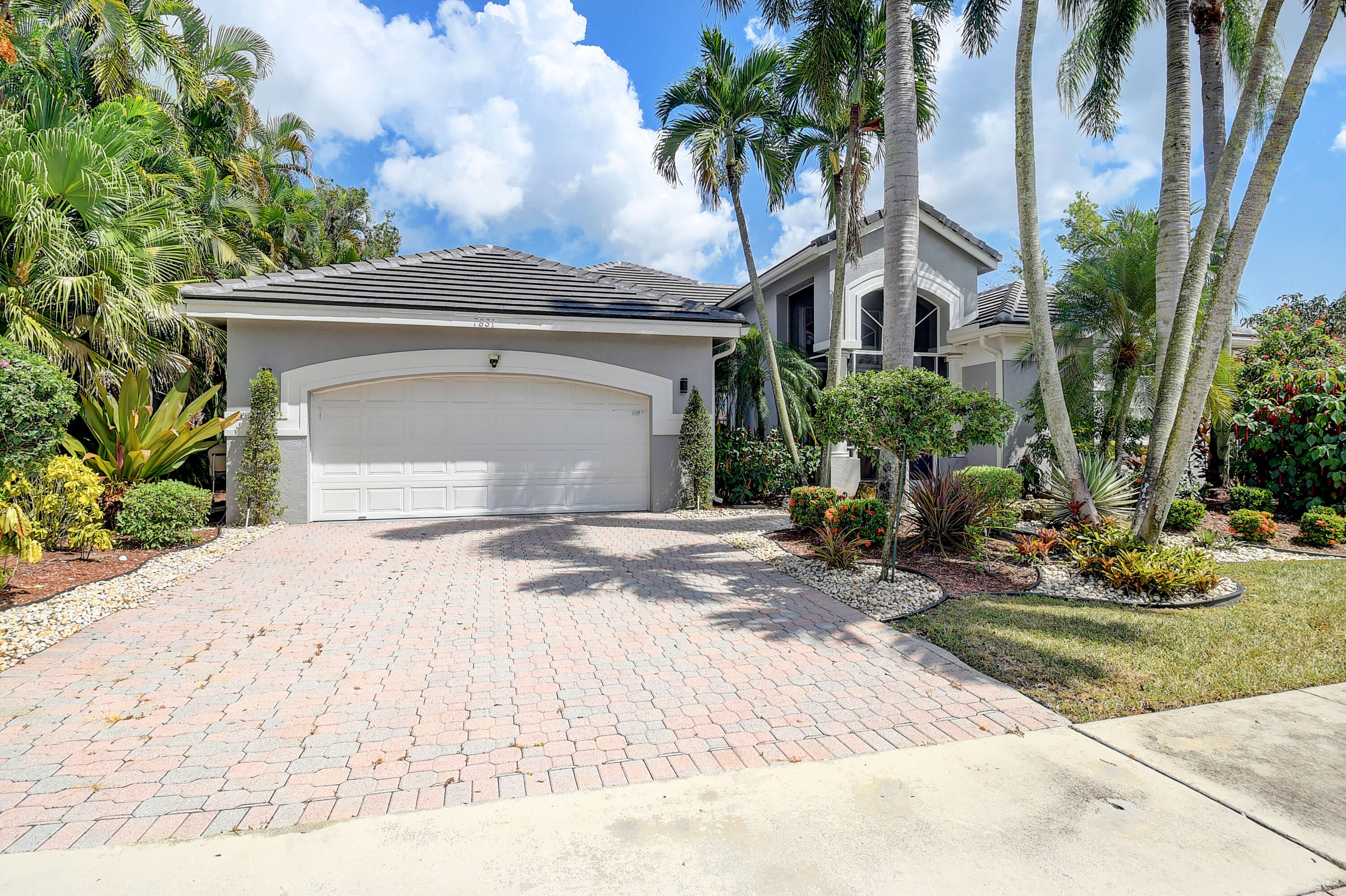 7831 Bridlington Drive