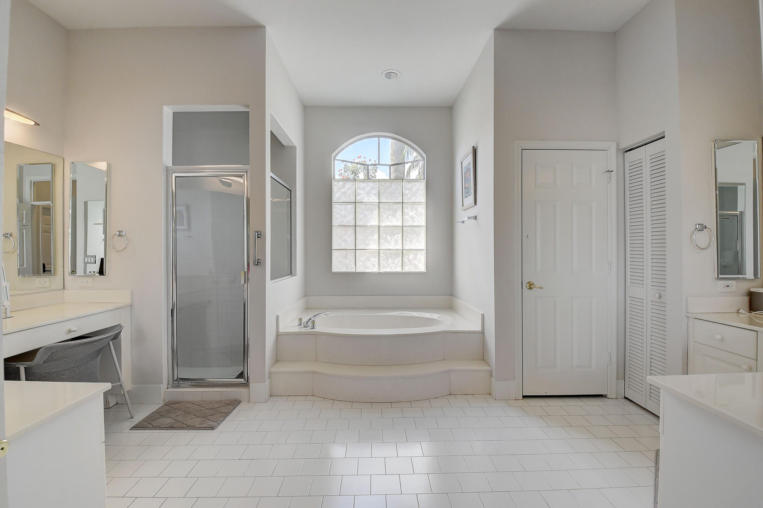 7831 Bridlington Drive