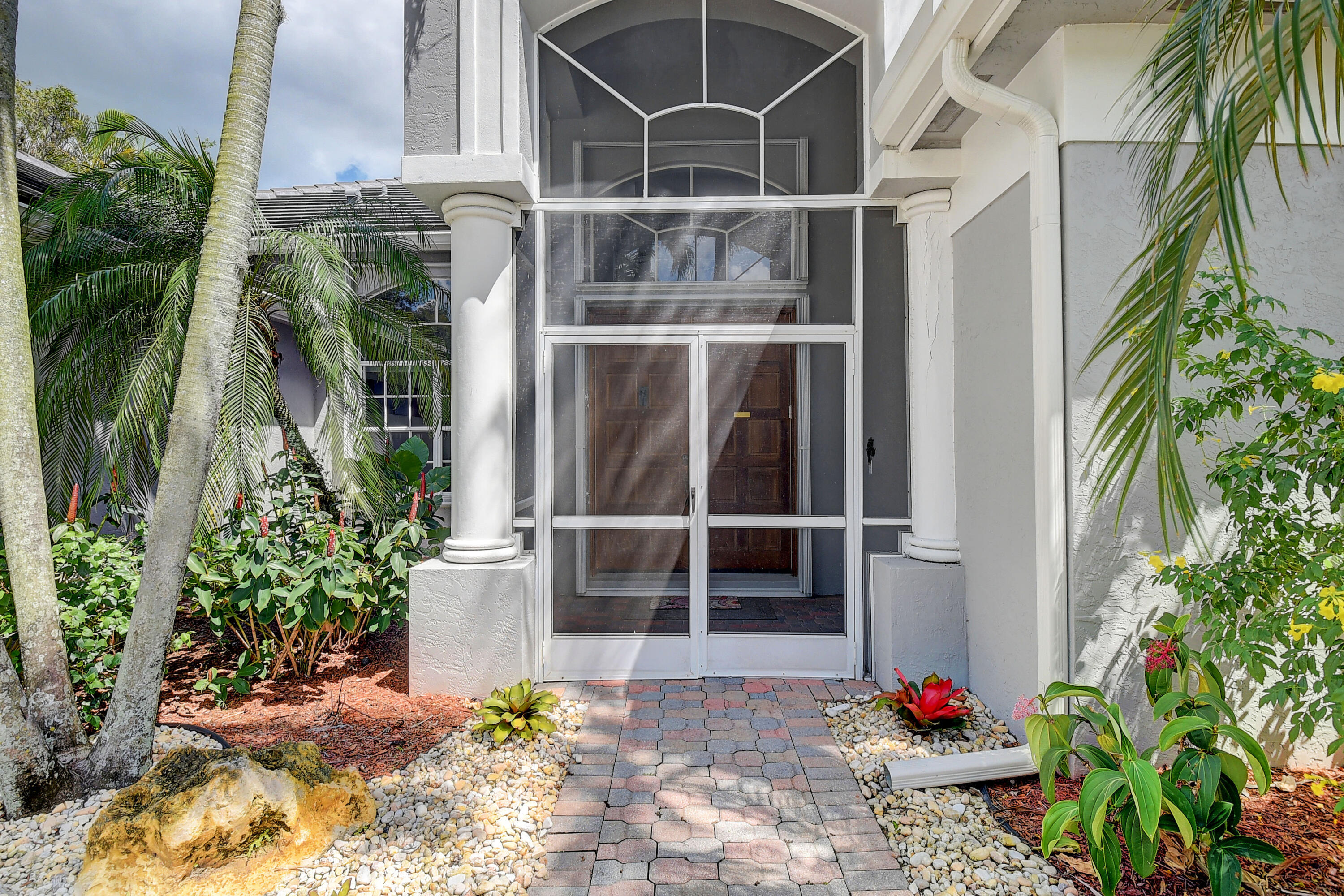 7831 Bridlington Drive