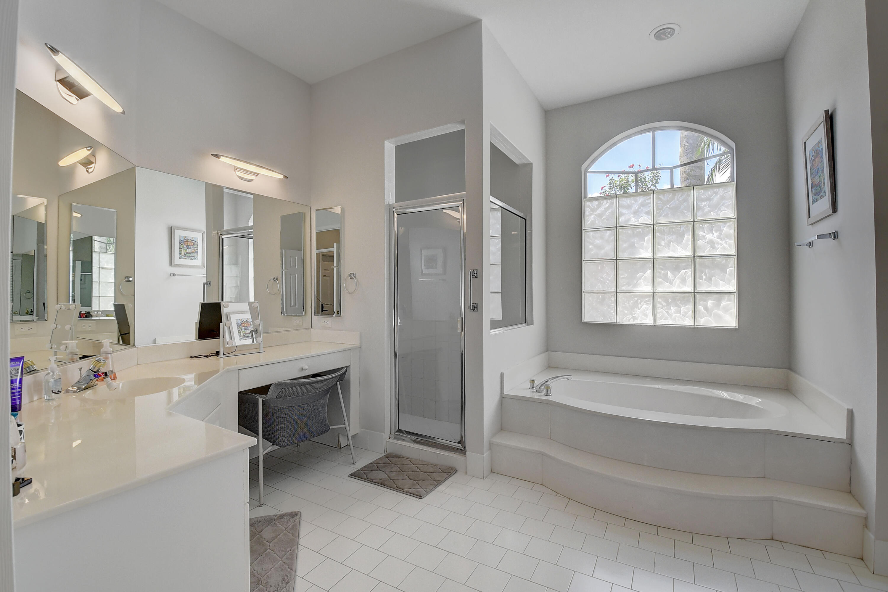 7831 Bridlington Drive