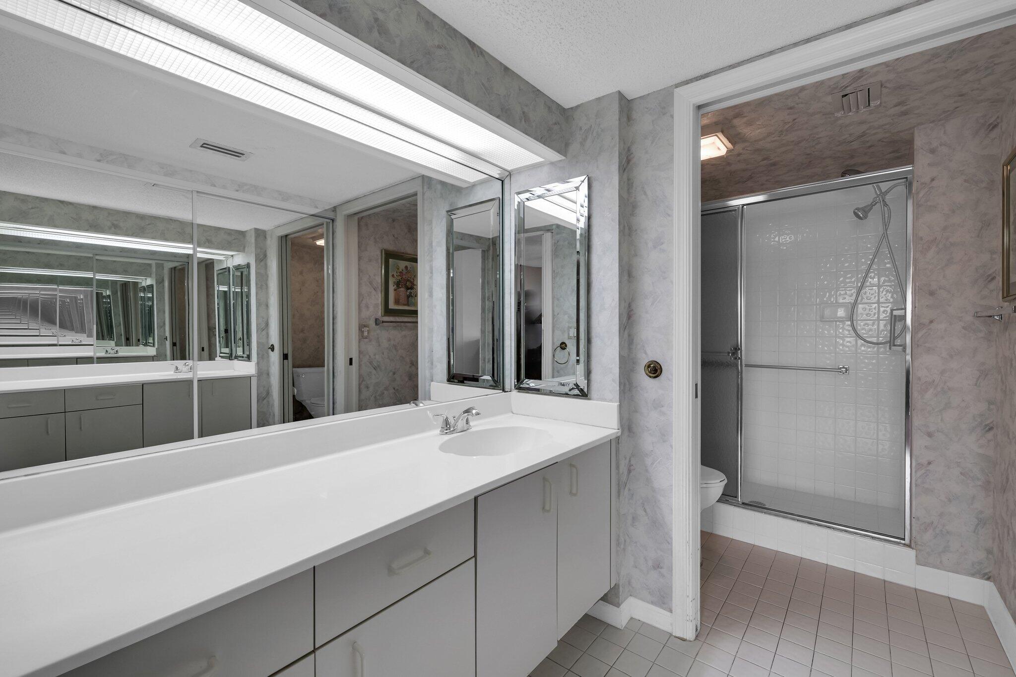 7474 N Devon Drive 103