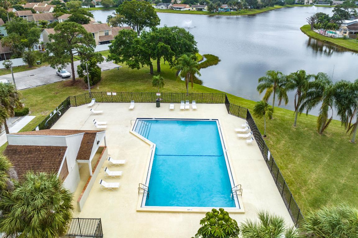 165 Lakeside Drive, Jupiter