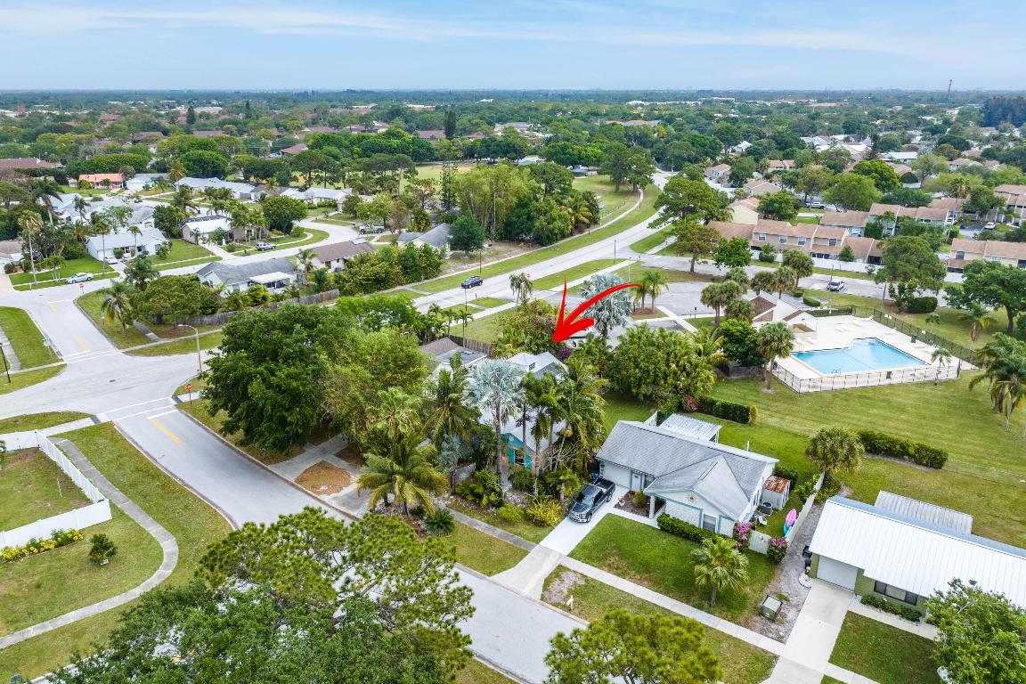 165 Lakeside Drive, Jupiter