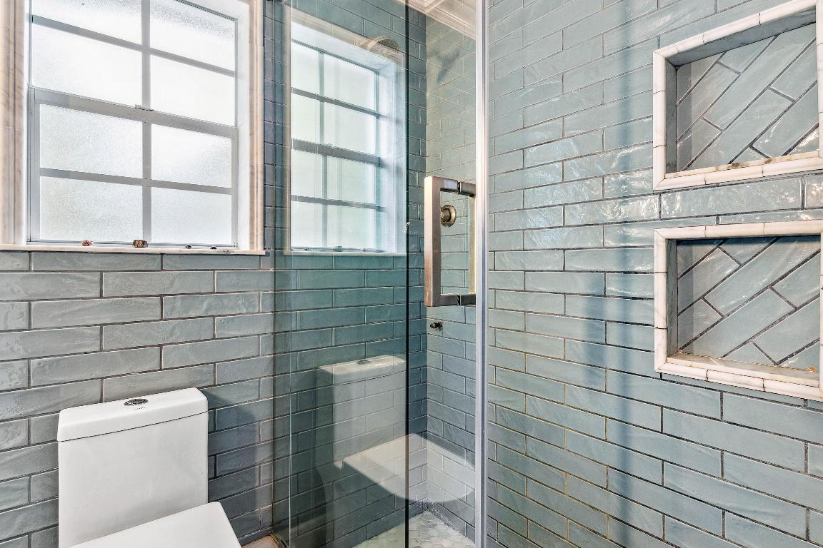 165 Lakeside Drive, Jupiter