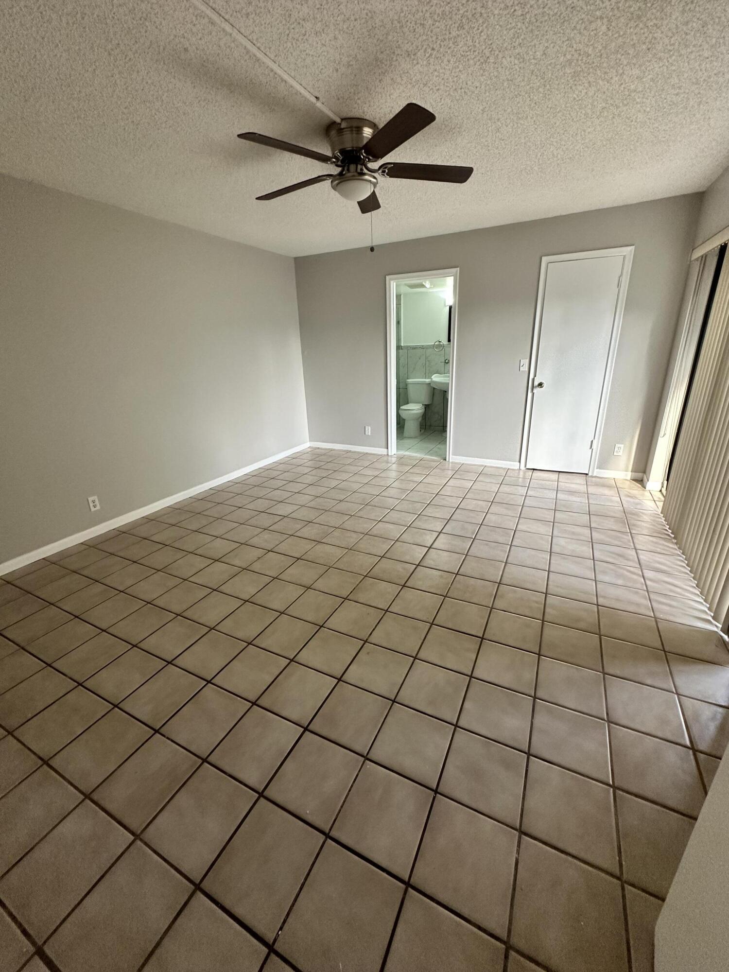 2500 Waterside Drive 1c
