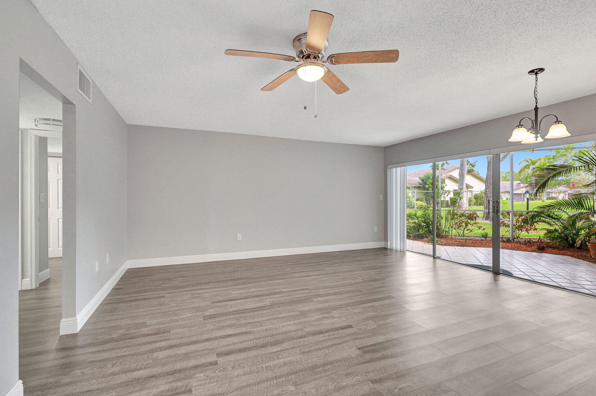 4 Greenway N 109