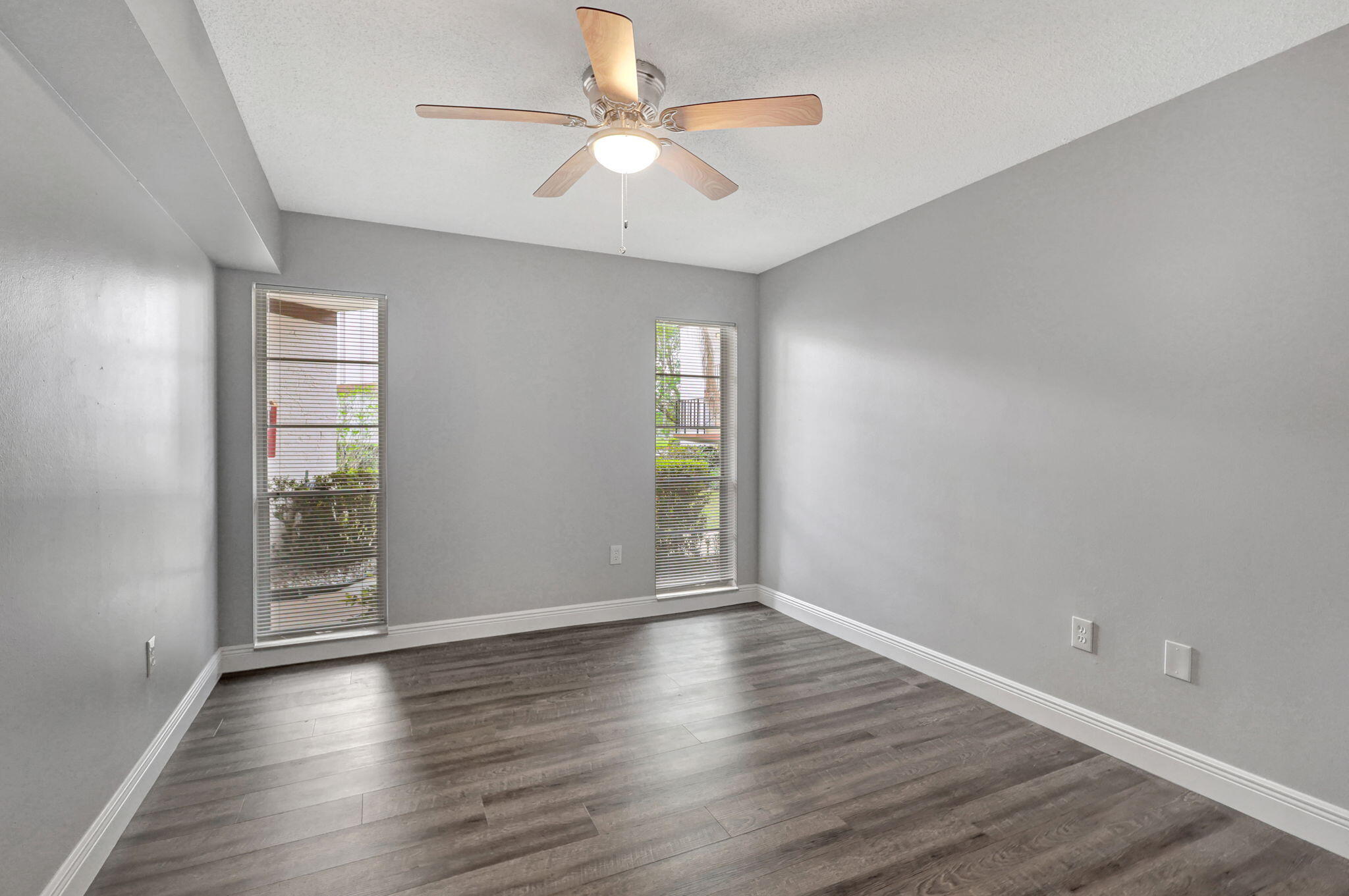4 Greenway N 109