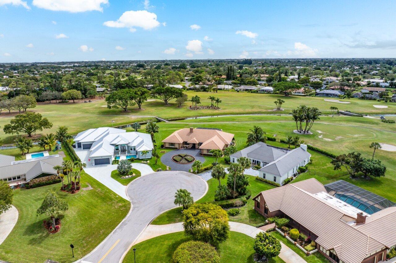 427 Glenbrook Drive, Atlantis