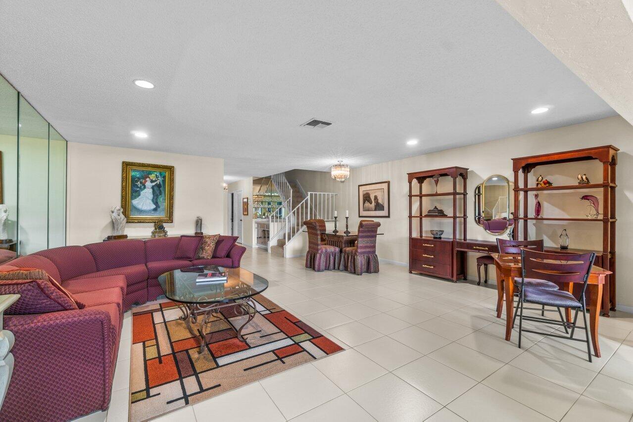 2 Stratford Drive B