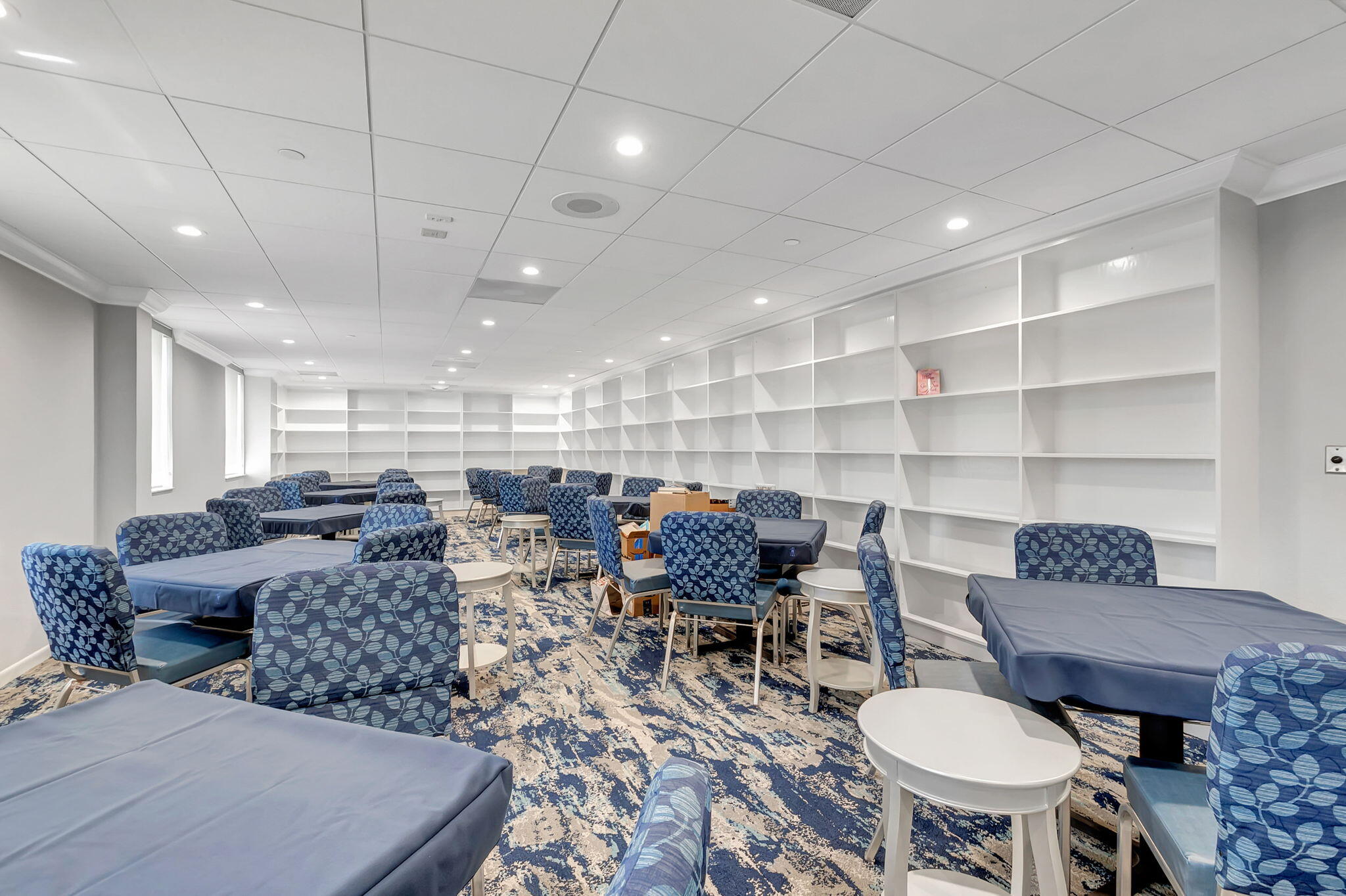 7290 Kinghurst Drive 102