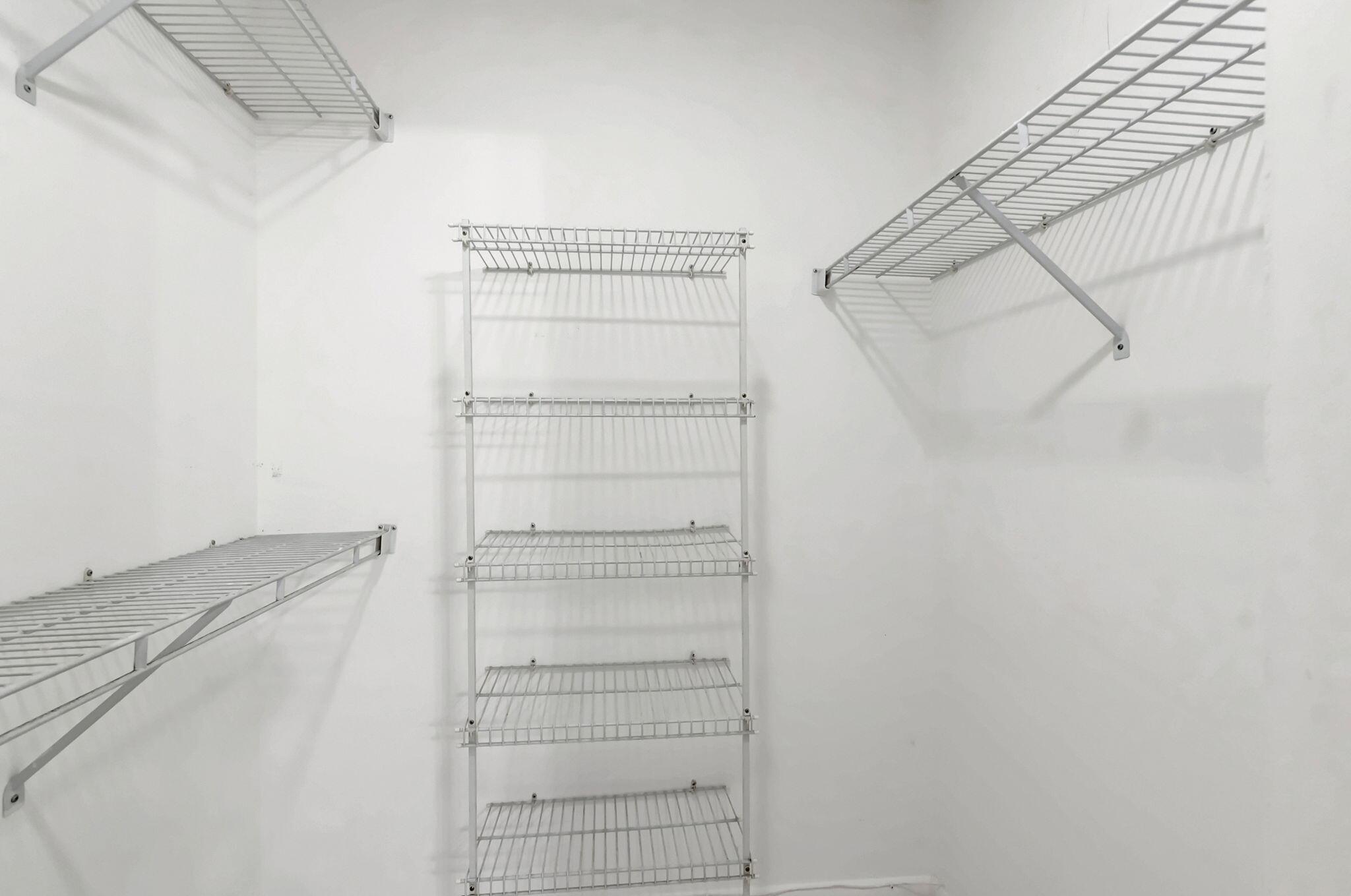 7290 Kinghurst Drive 102