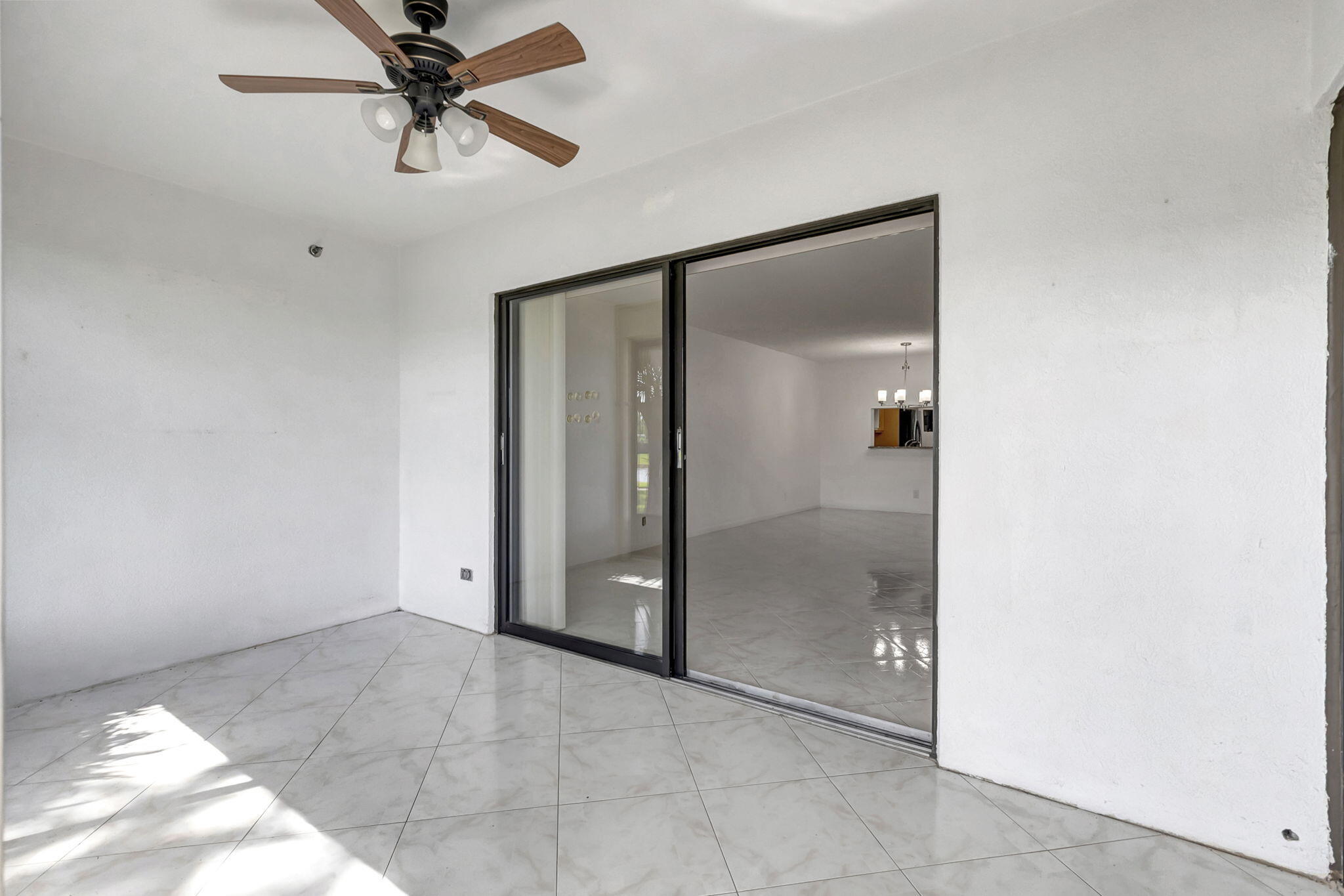 7290 Kinghurst Drive 102