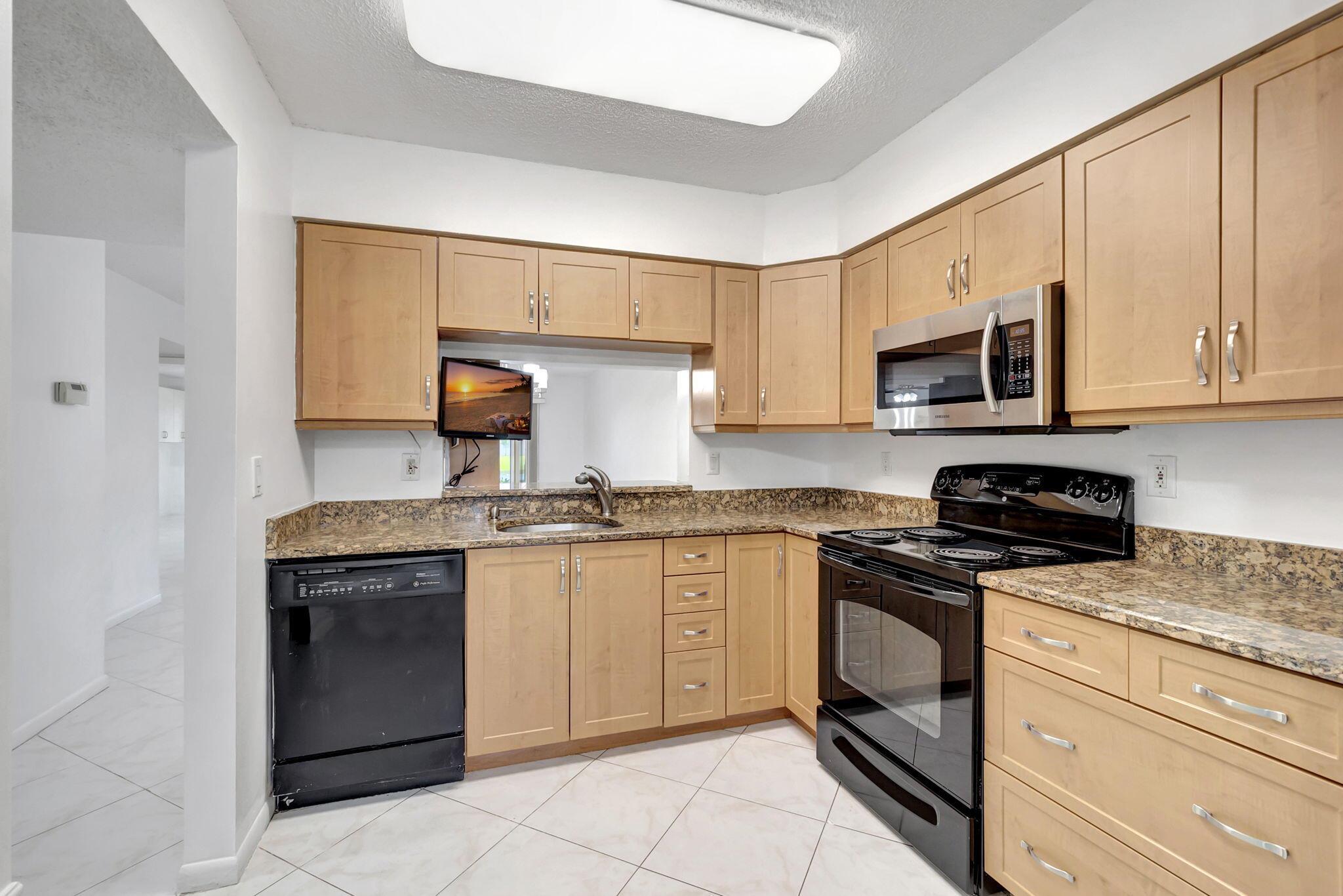 7290 Kinghurst Drive 102