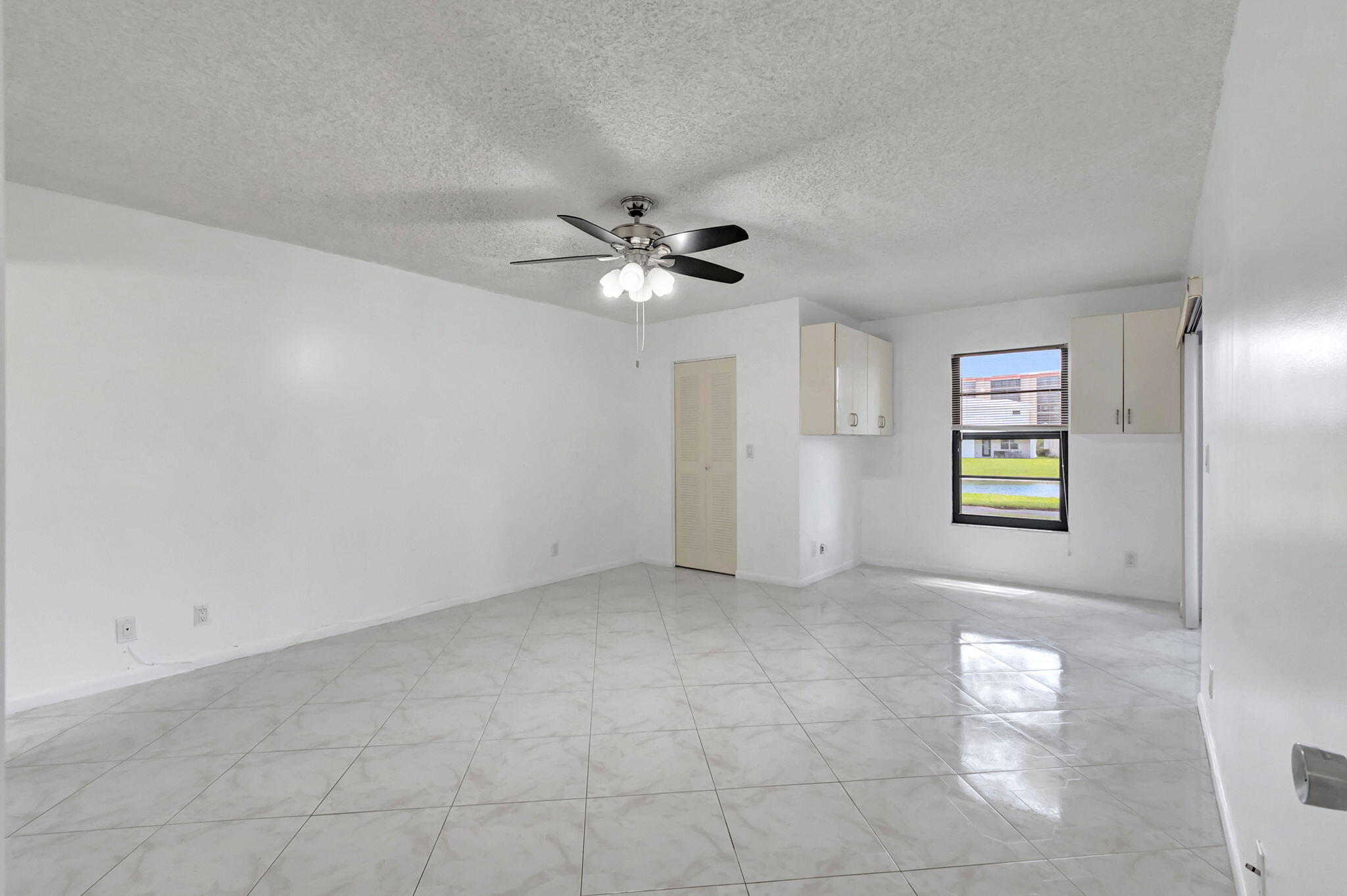 7290 Kinghurst Drive 102