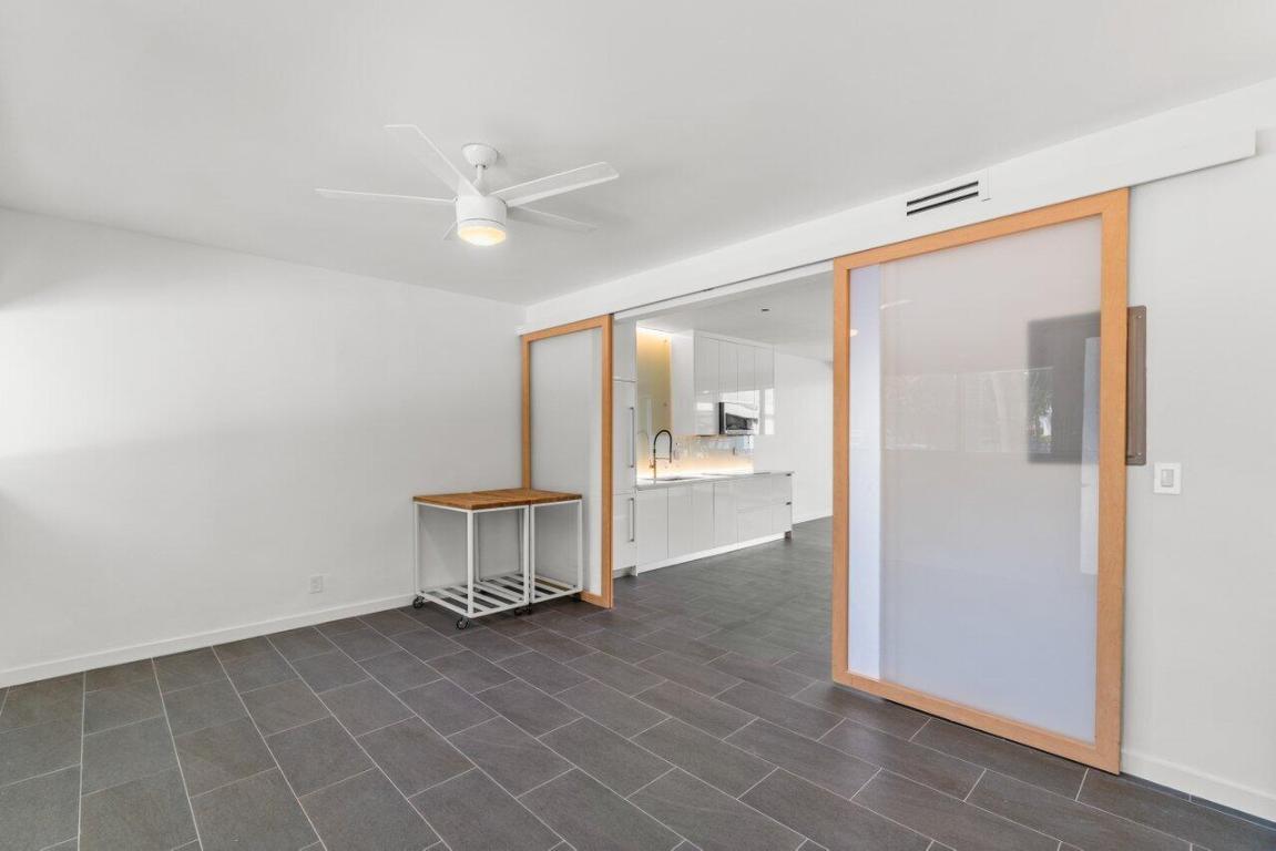 65 SE Spanish Trail 1060, Boca Raton Unit: 1060