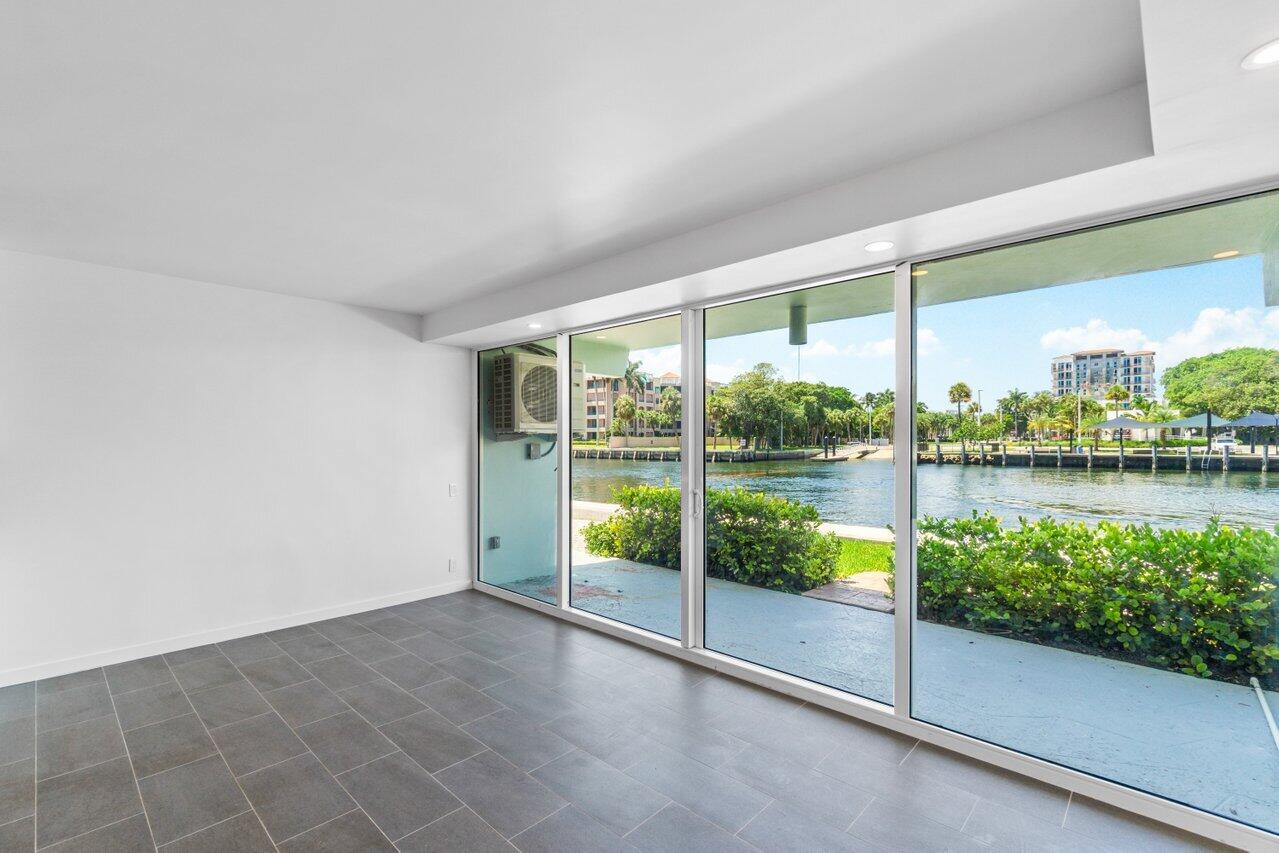 65 SE Spanish Trail 1060, Boca Raton Unit: 1060