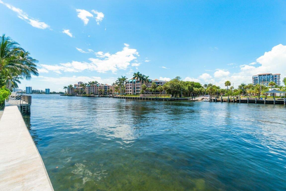 65 SE Spanish Trail 1060, Boca Raton Unit: 1060