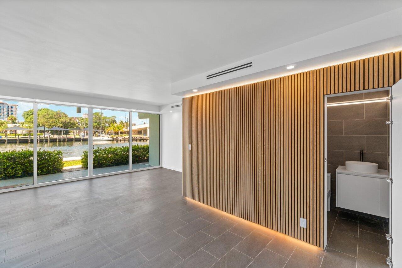 65 SE Spanish Trail 1060, Boca Raton Unit: 1060