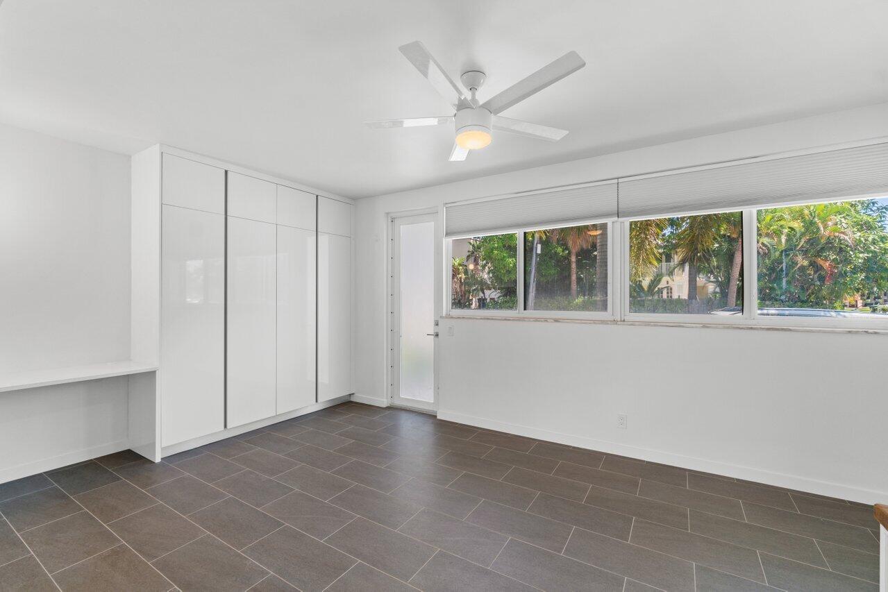 65 SE Spanish Trail 1060, Boca Raton Unit: 1060