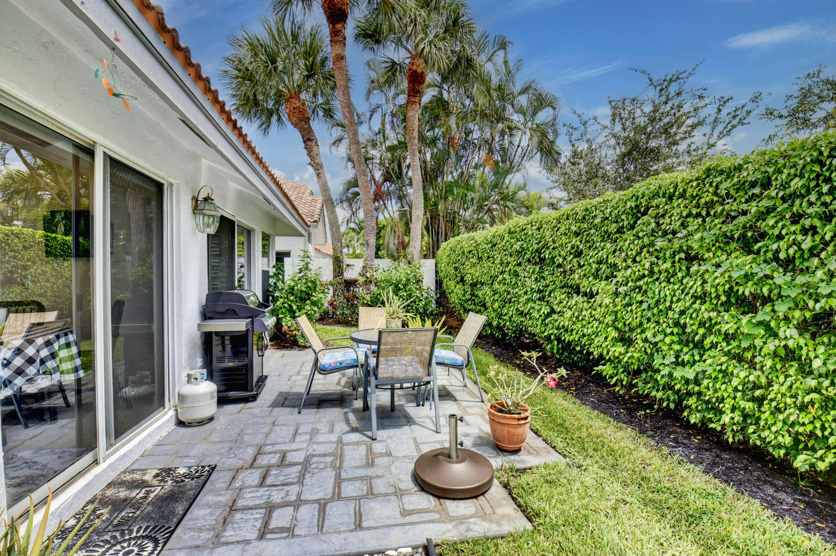 2232 NW 52nd Street