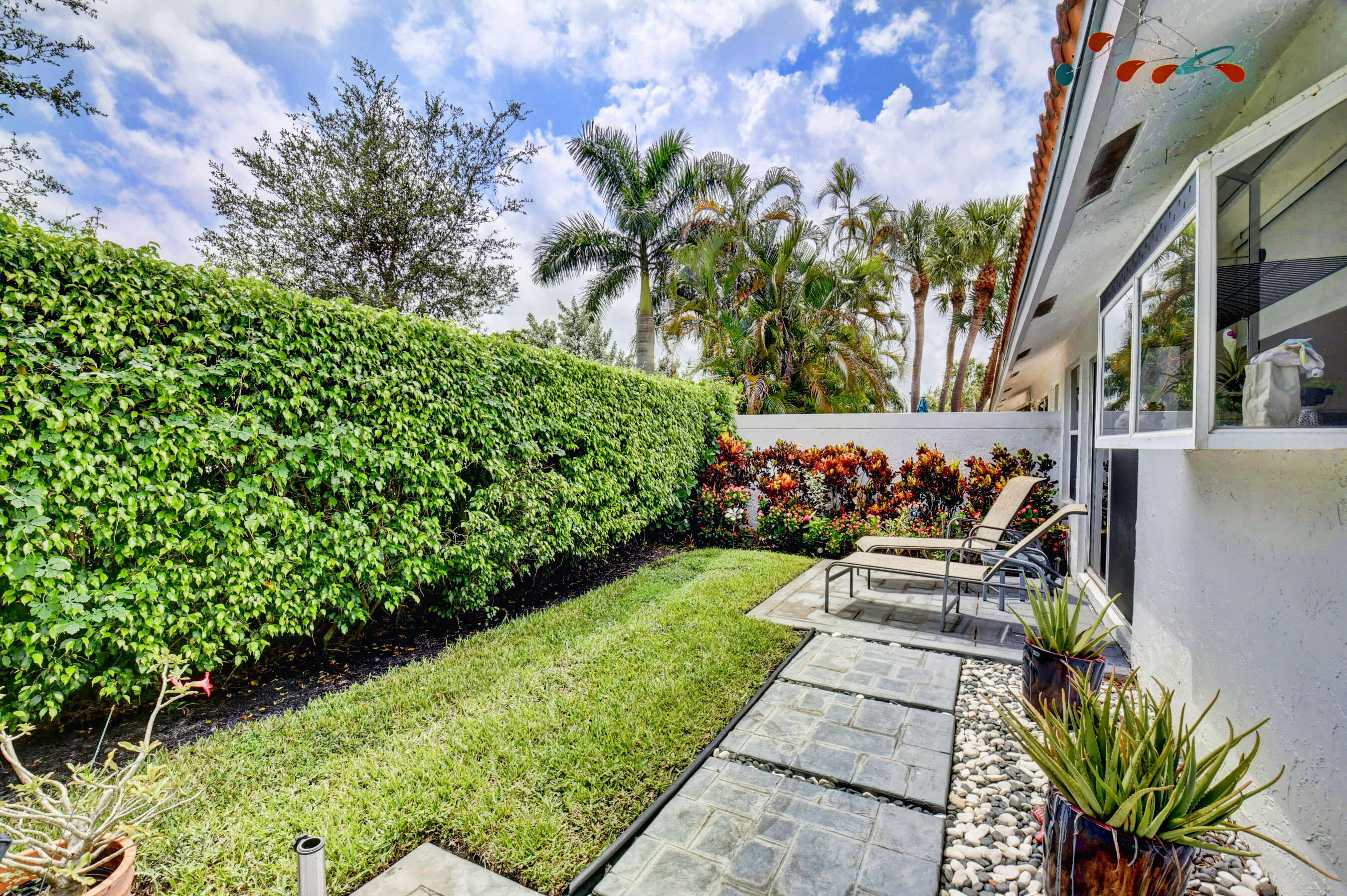 2232 NW 52nd Street
