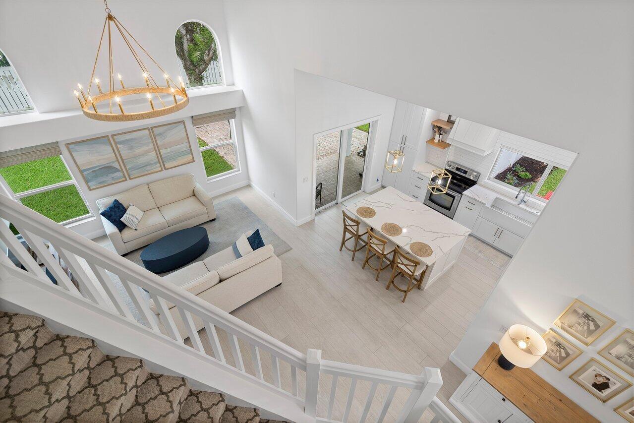 1182 Canoe Point