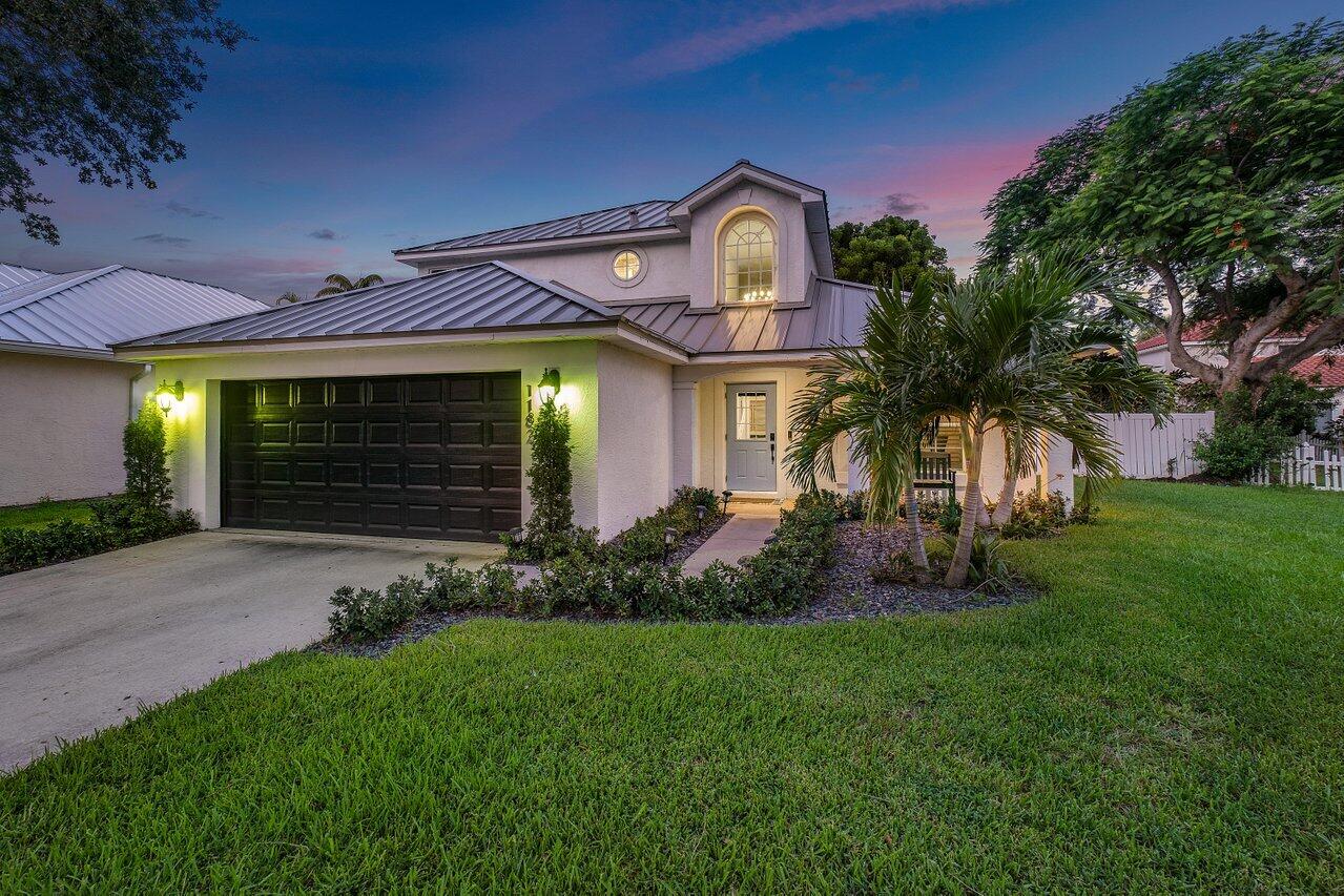 1182 Canoe Point